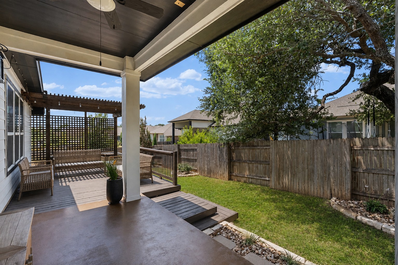 main property photo 37