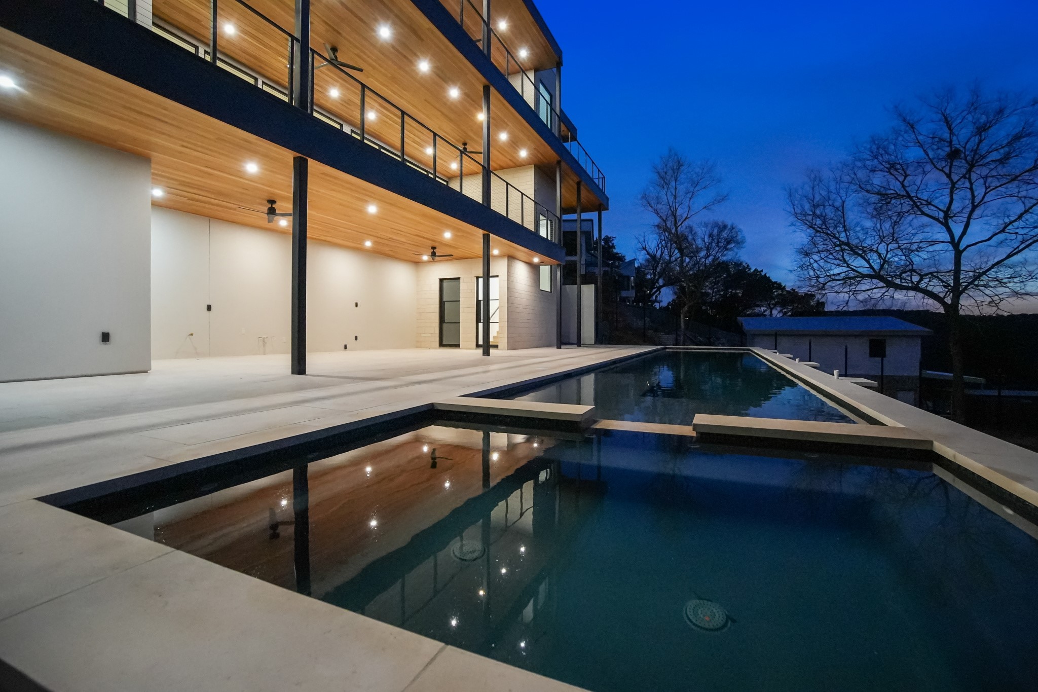 main property photo 35