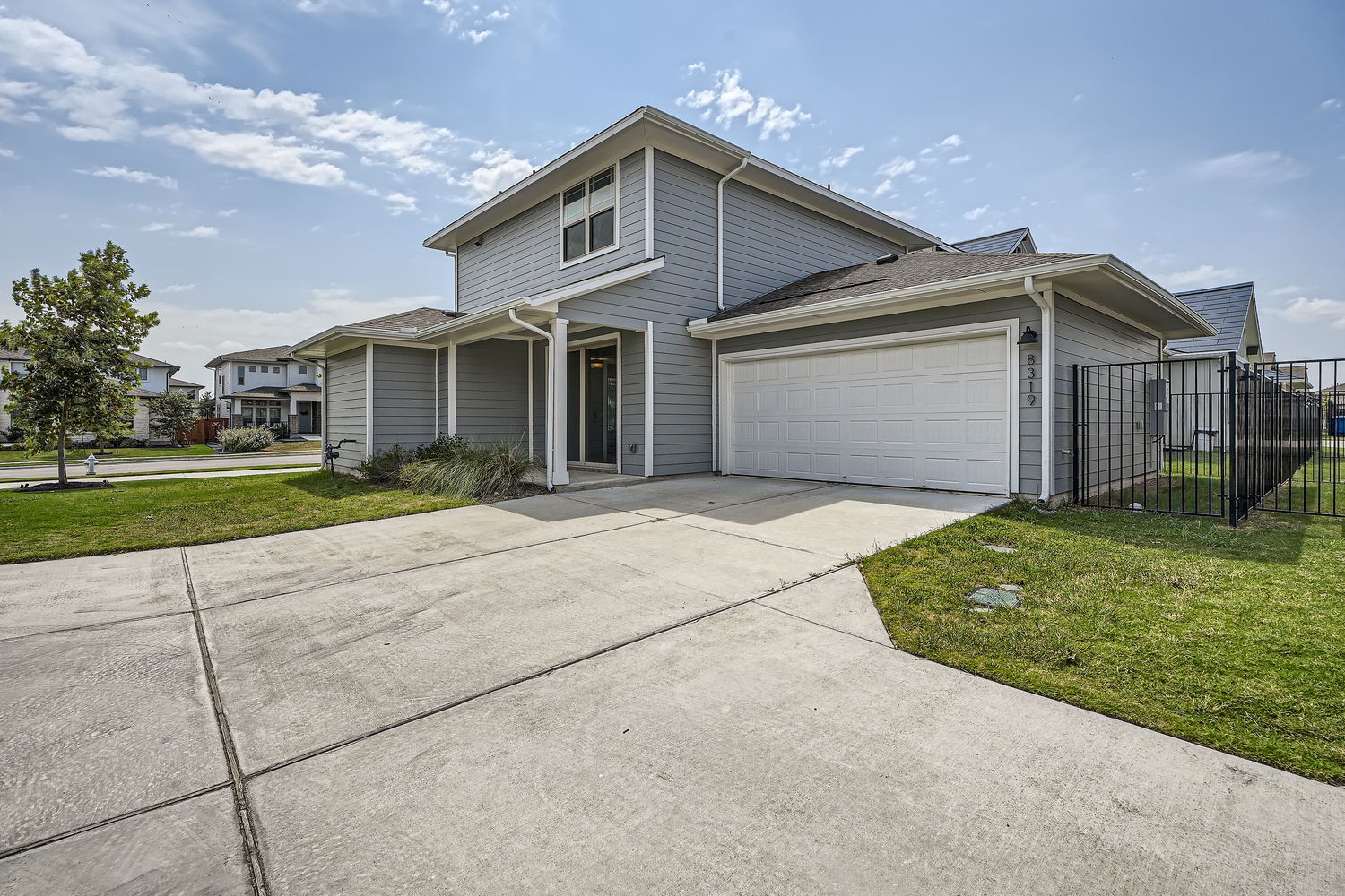 main property photo 25