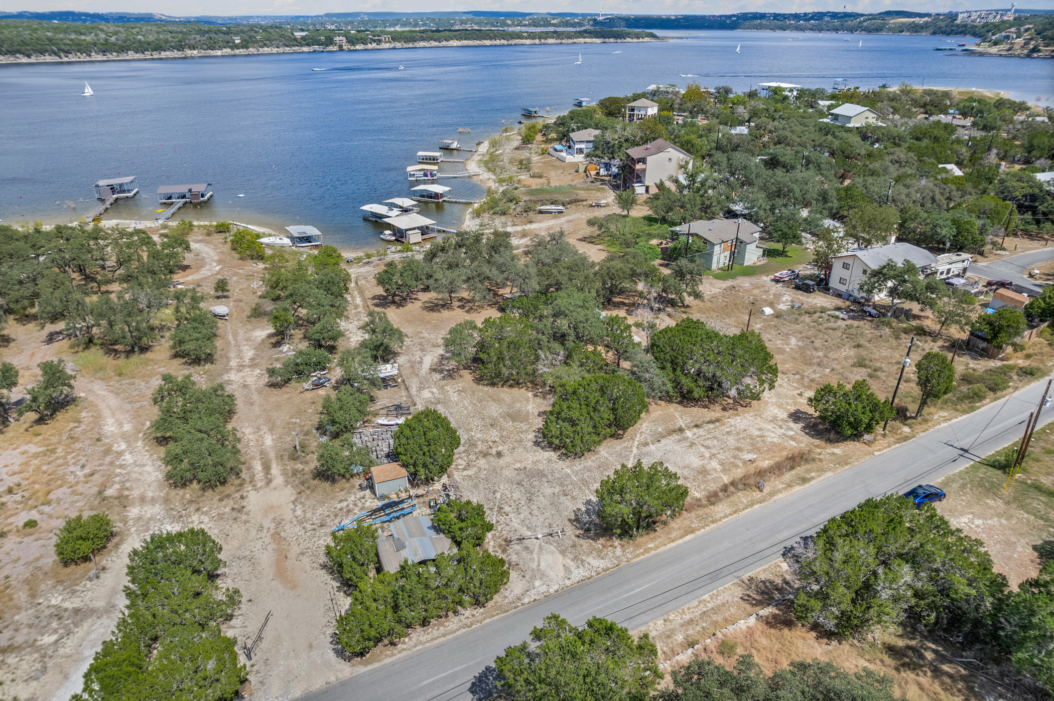 main property photo 10