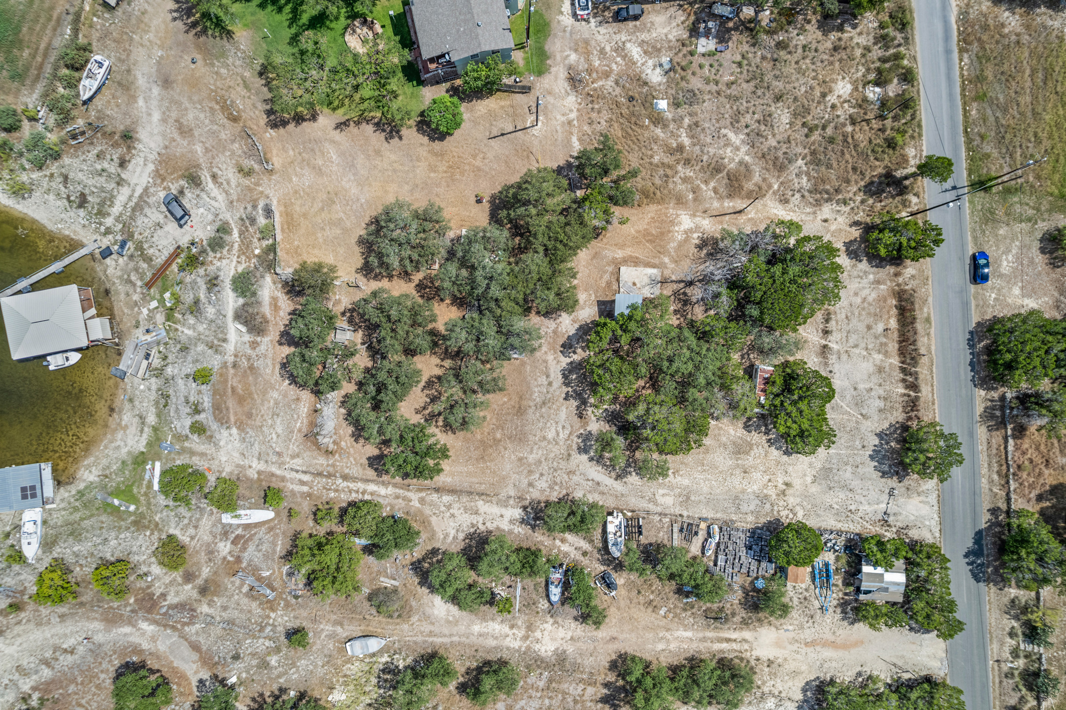 main property photo 14