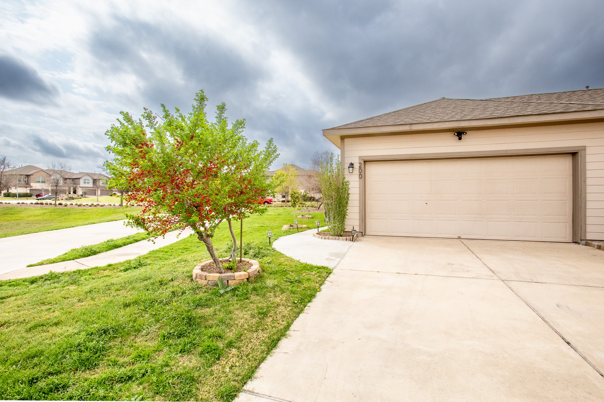 main property photo 33