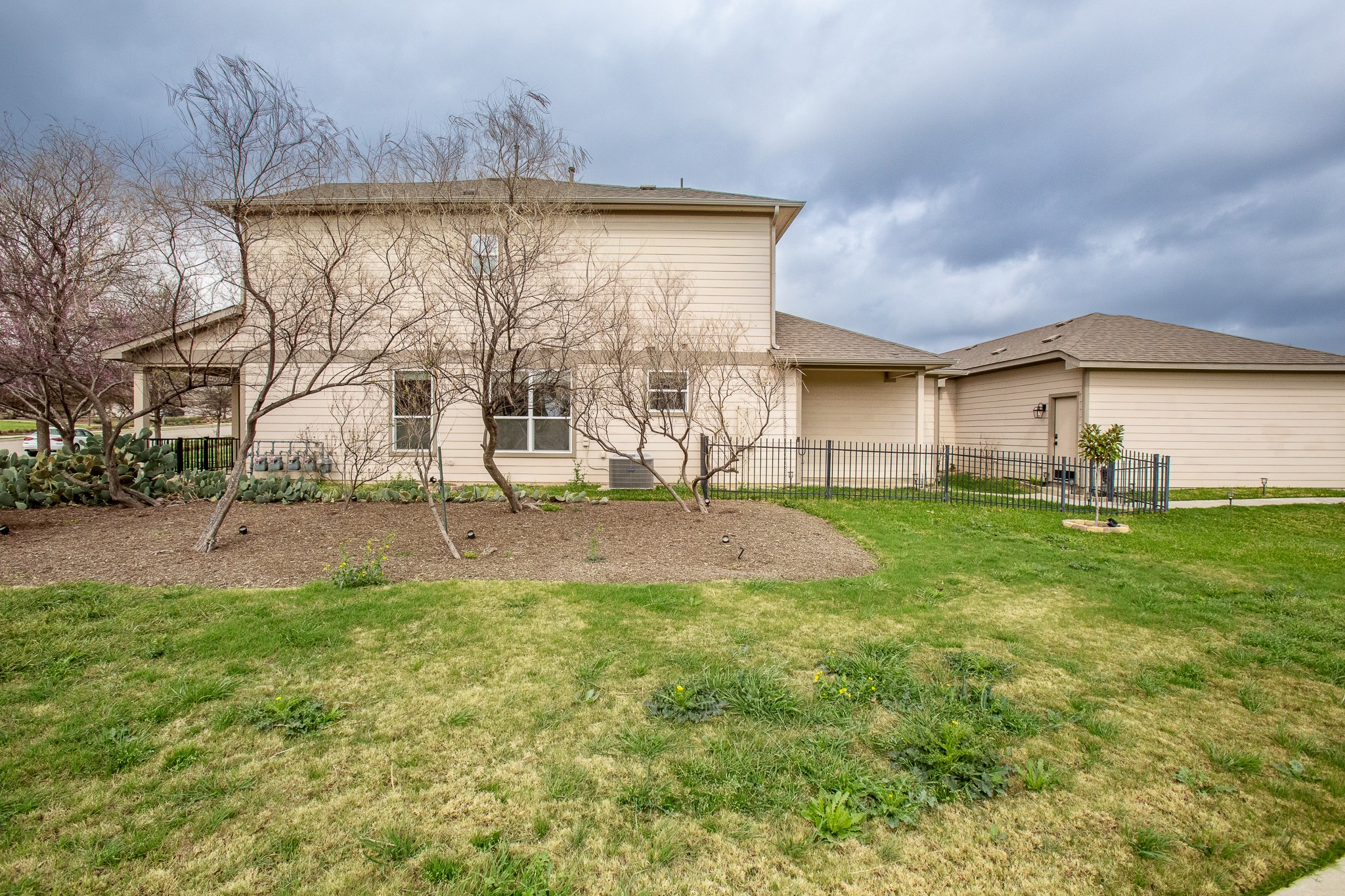 main property photo 38