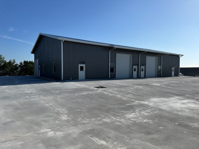 main property photo 10