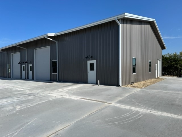main property photo 12