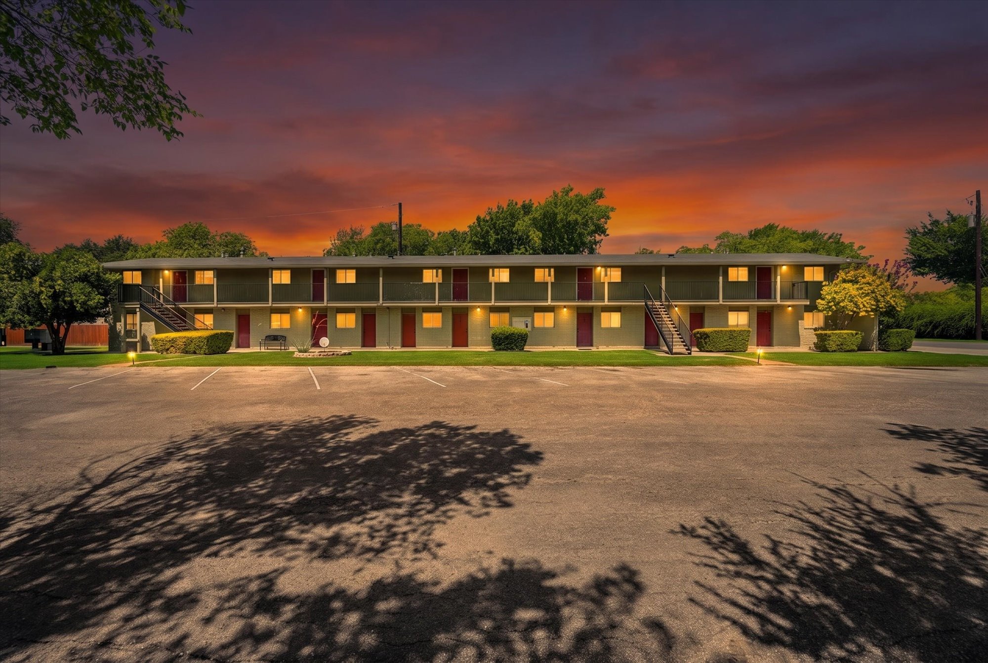 main property photo 3