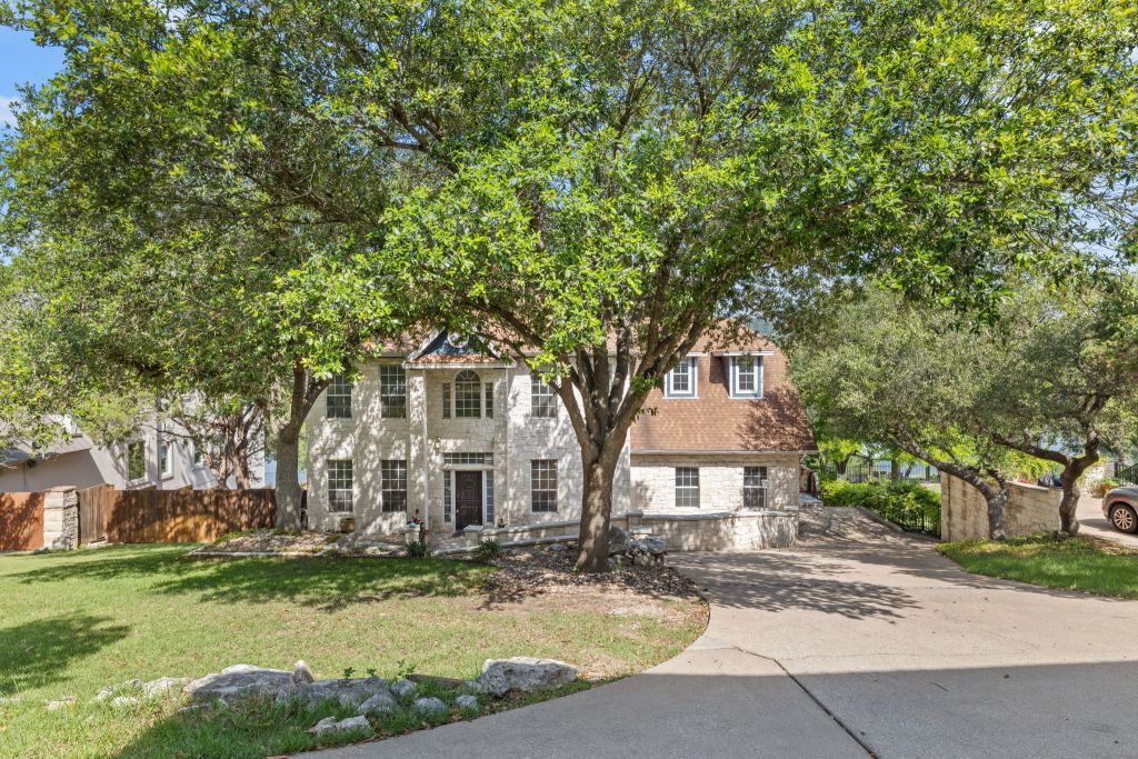 main property photo 22