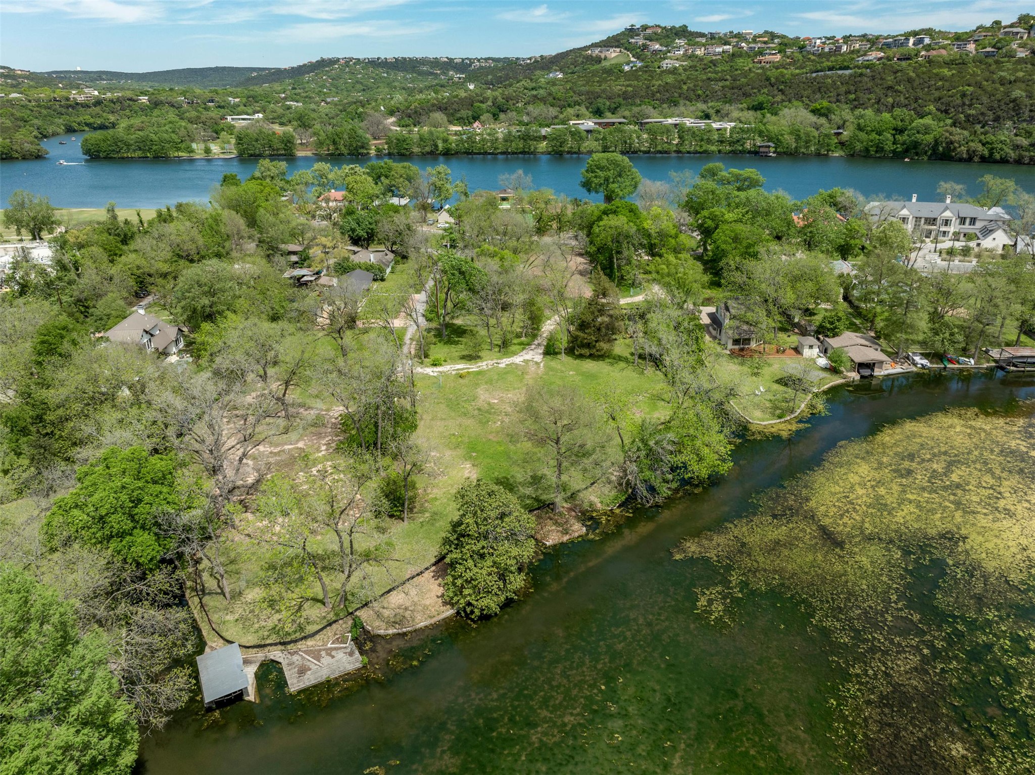 main property photo 4