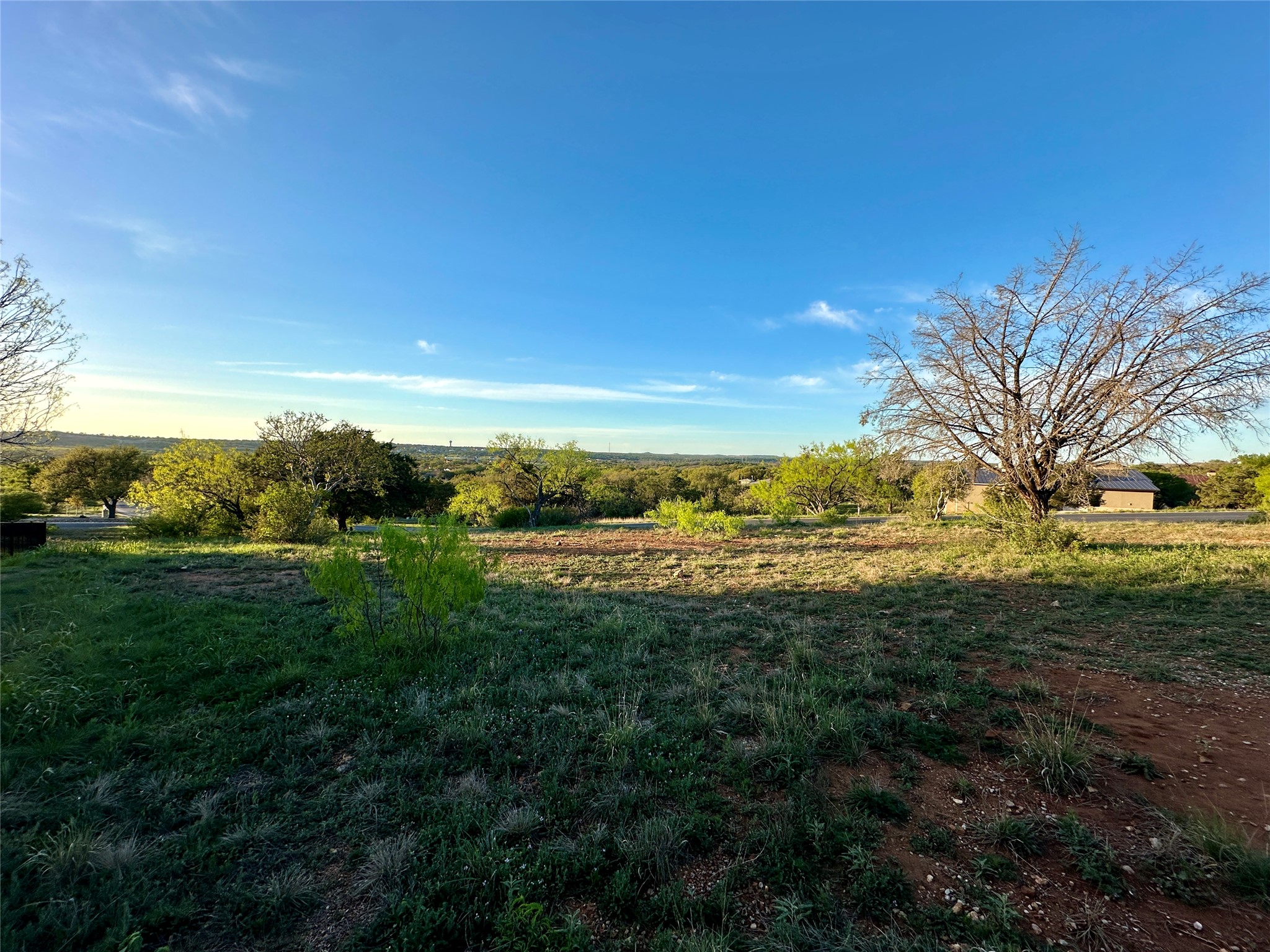 main property photo 8