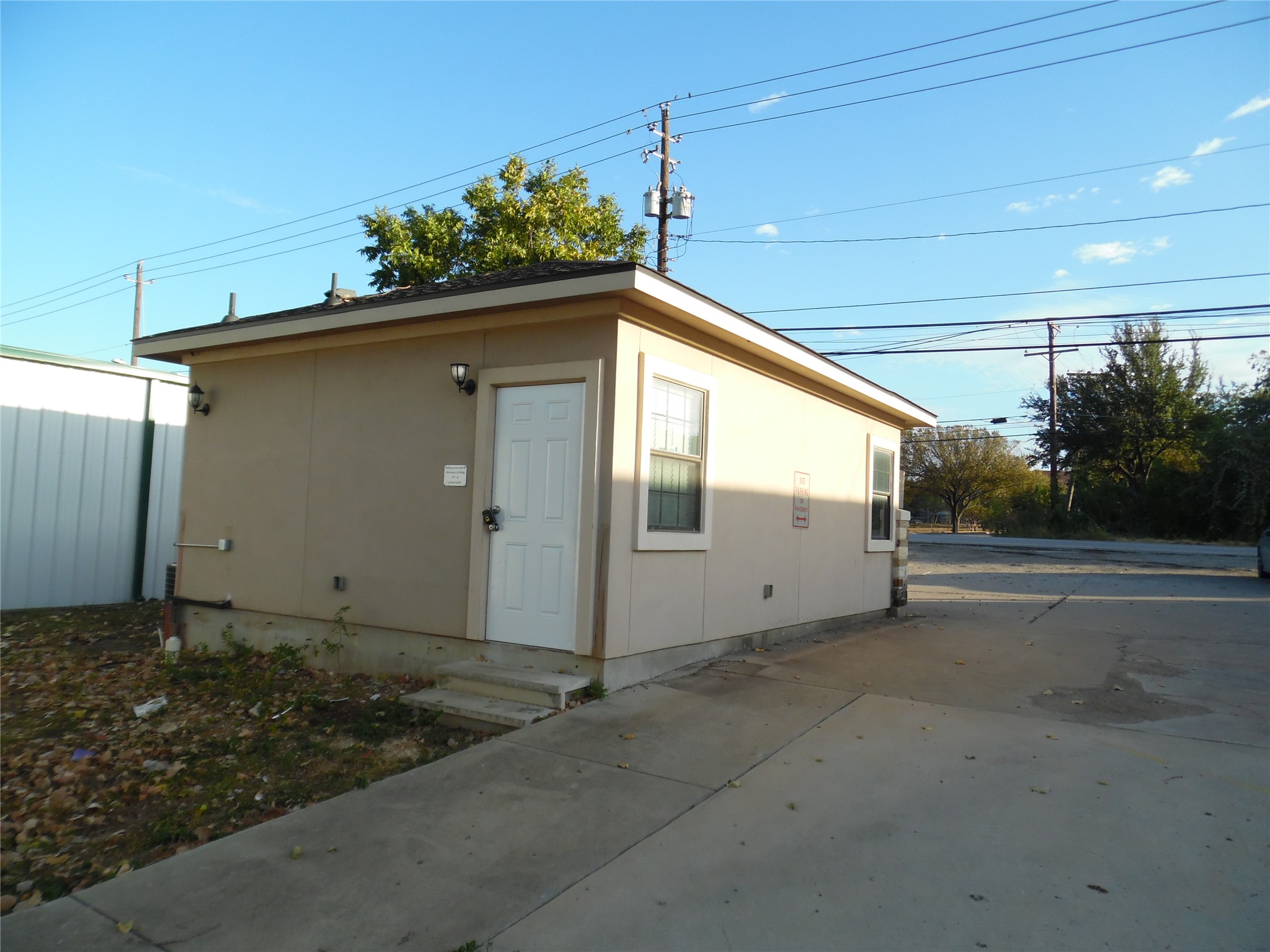 main property photo 3