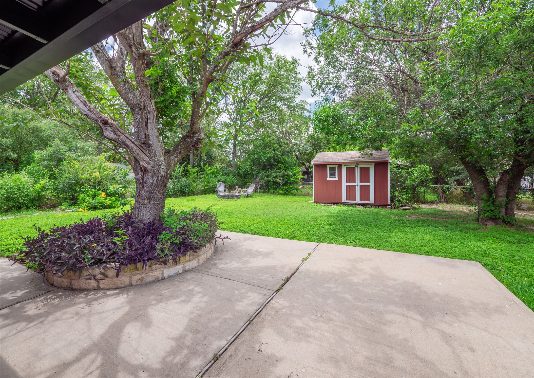 main property photo 21