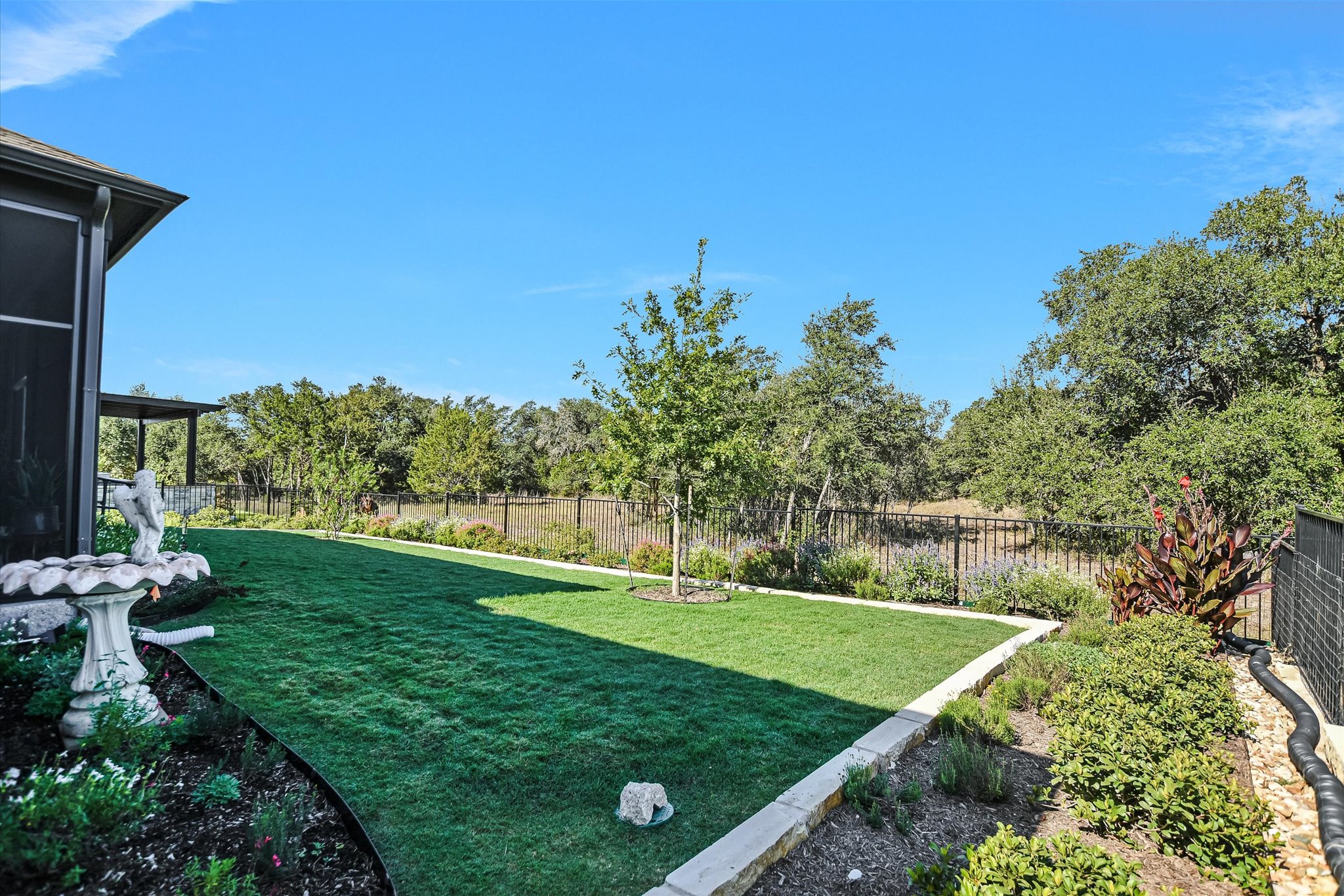 main property photo 36