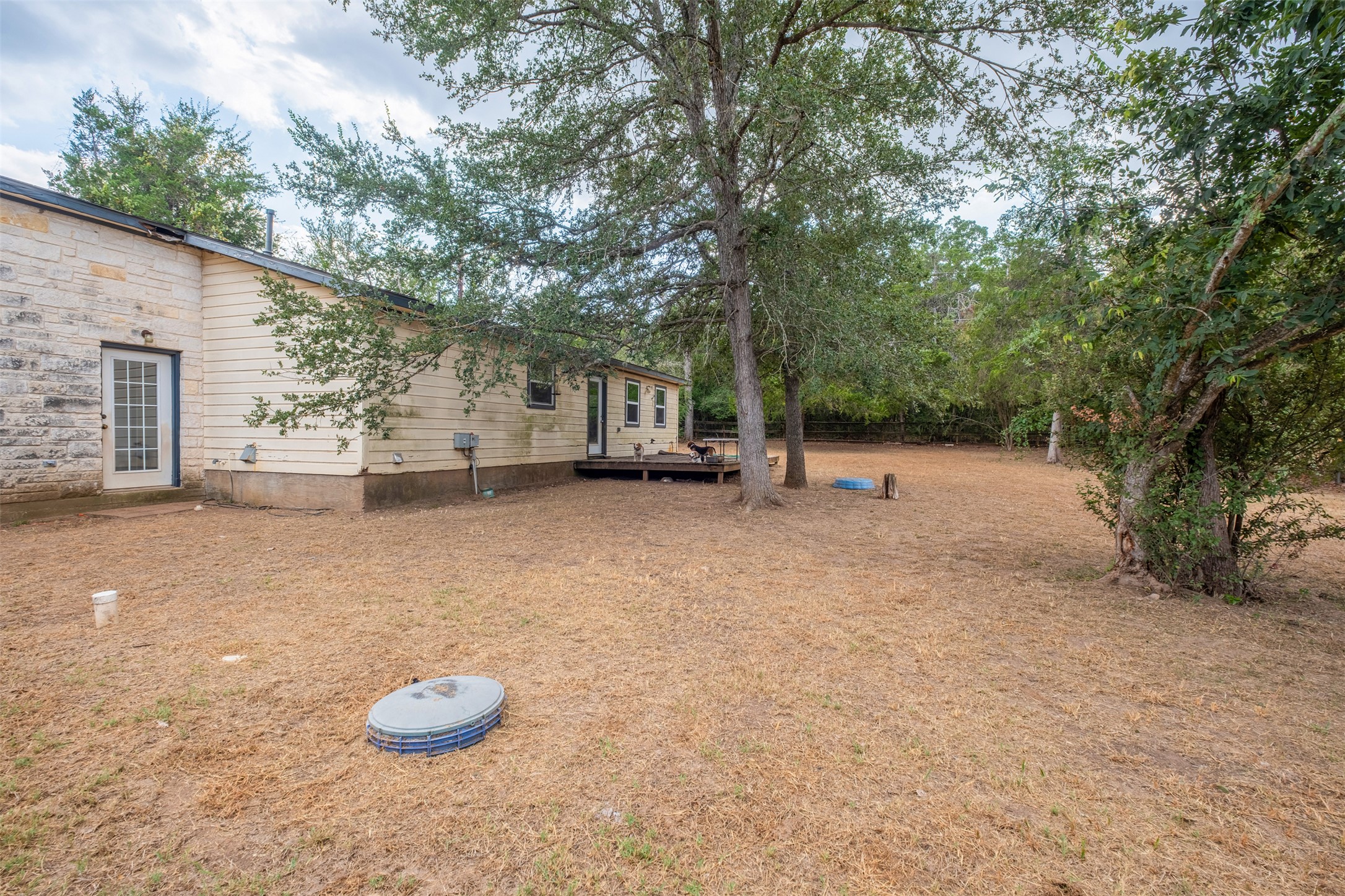 main property photo 23
