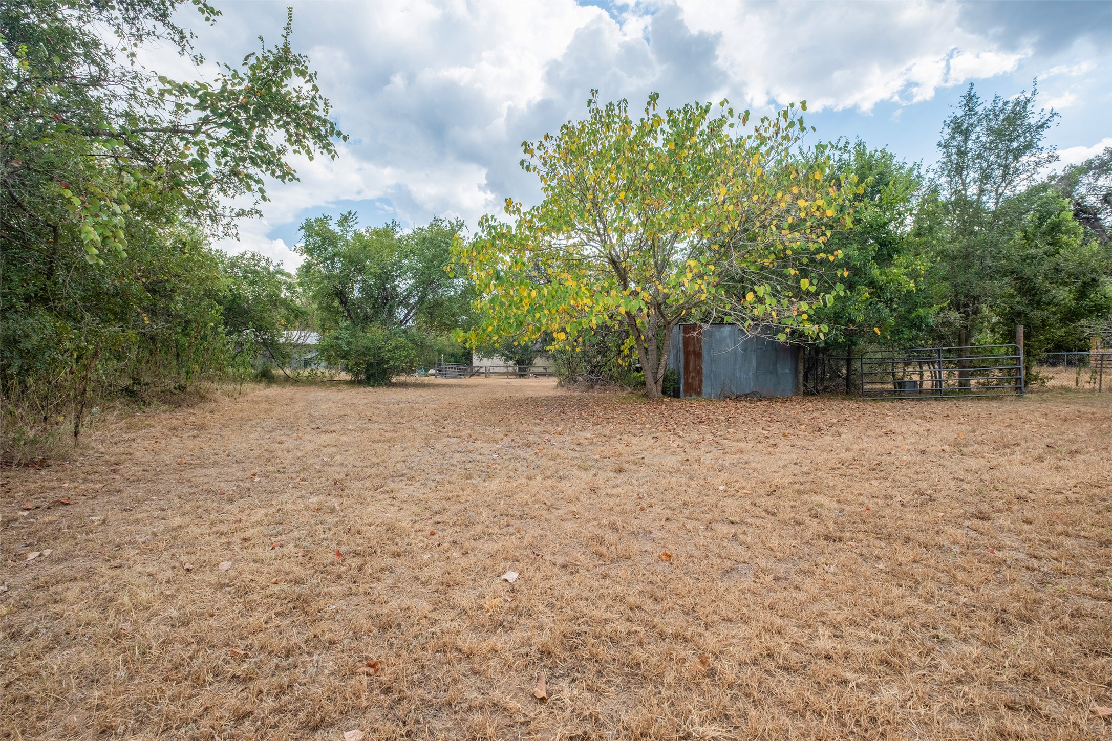 main property photo 36
