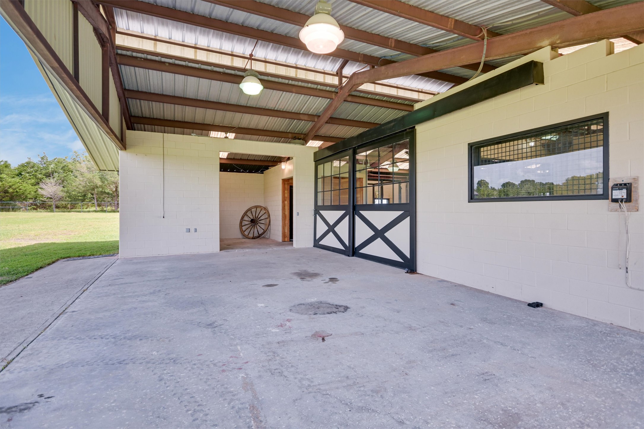 main property photo 32