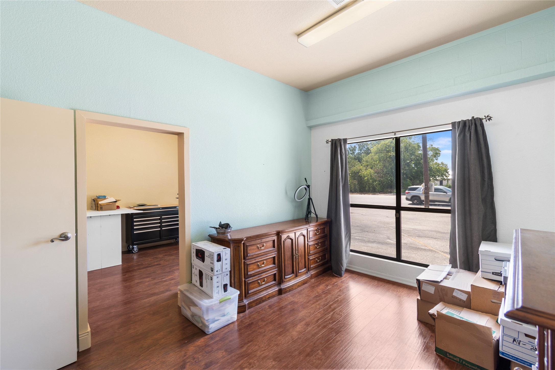 main property photo 15
