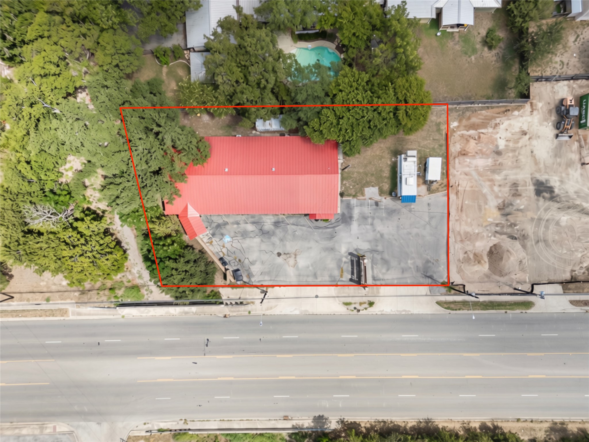 main property photo 37