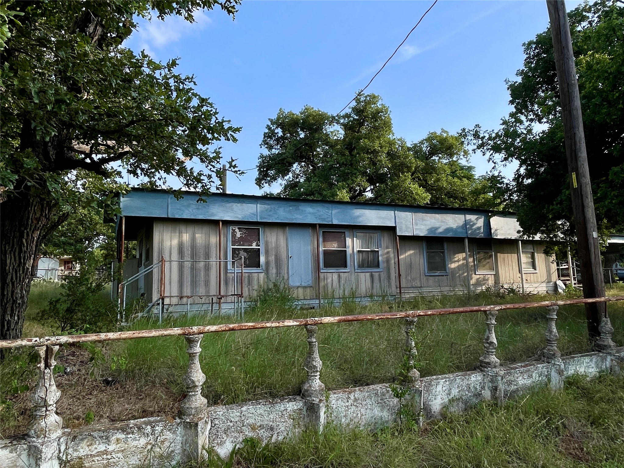 main property photo 1