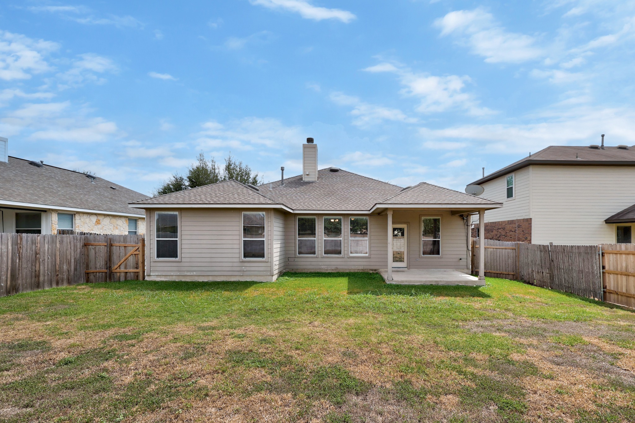 main property photo 24