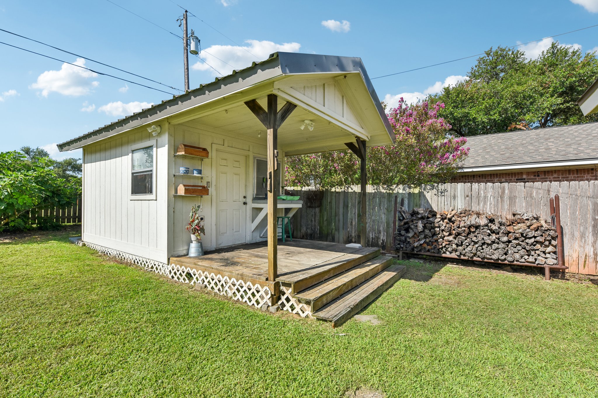 main property photo 15