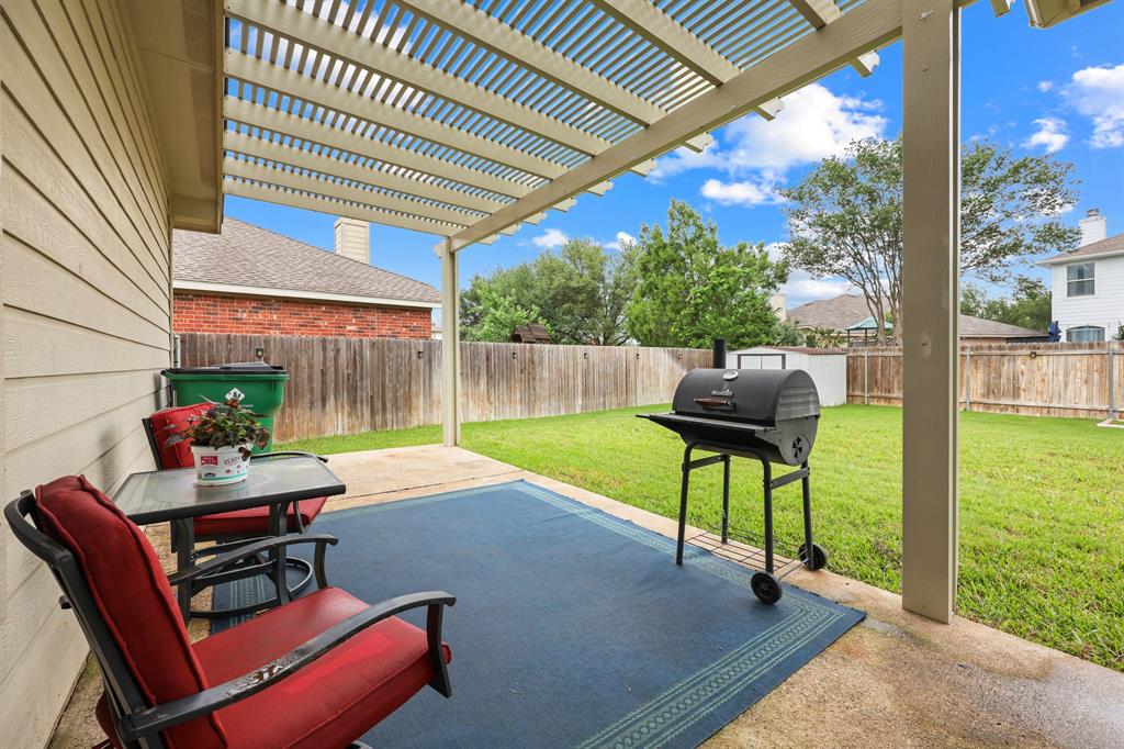 main property photo 34