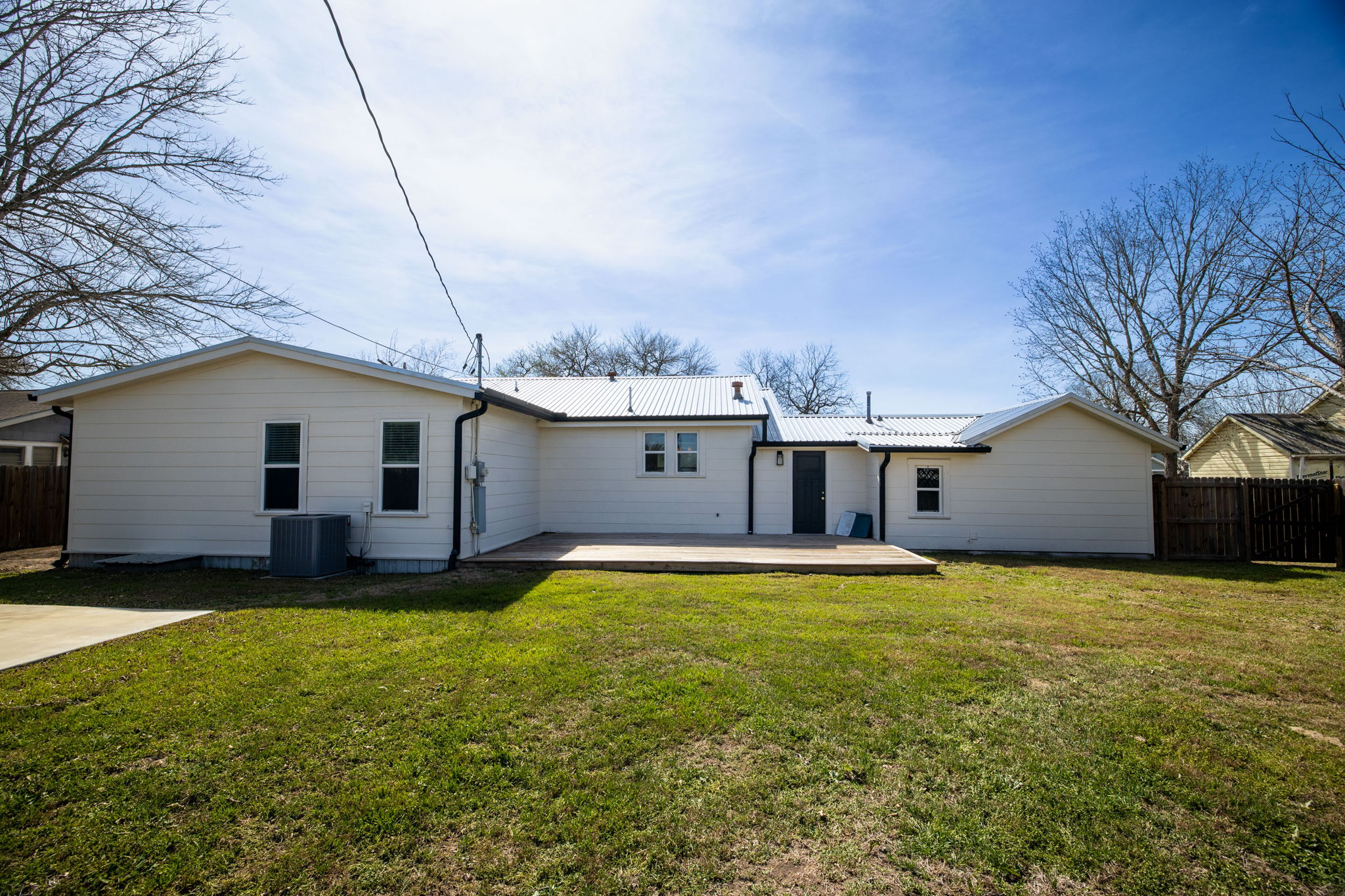 main property photo 36