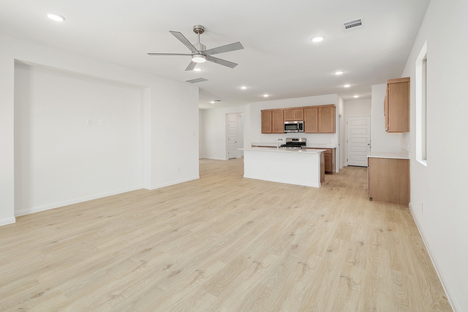 main property photo 58