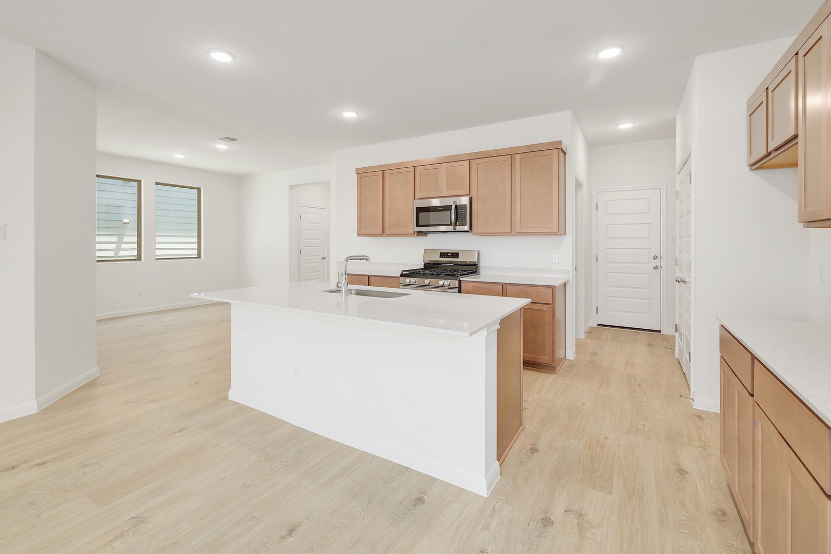 main property photo 67