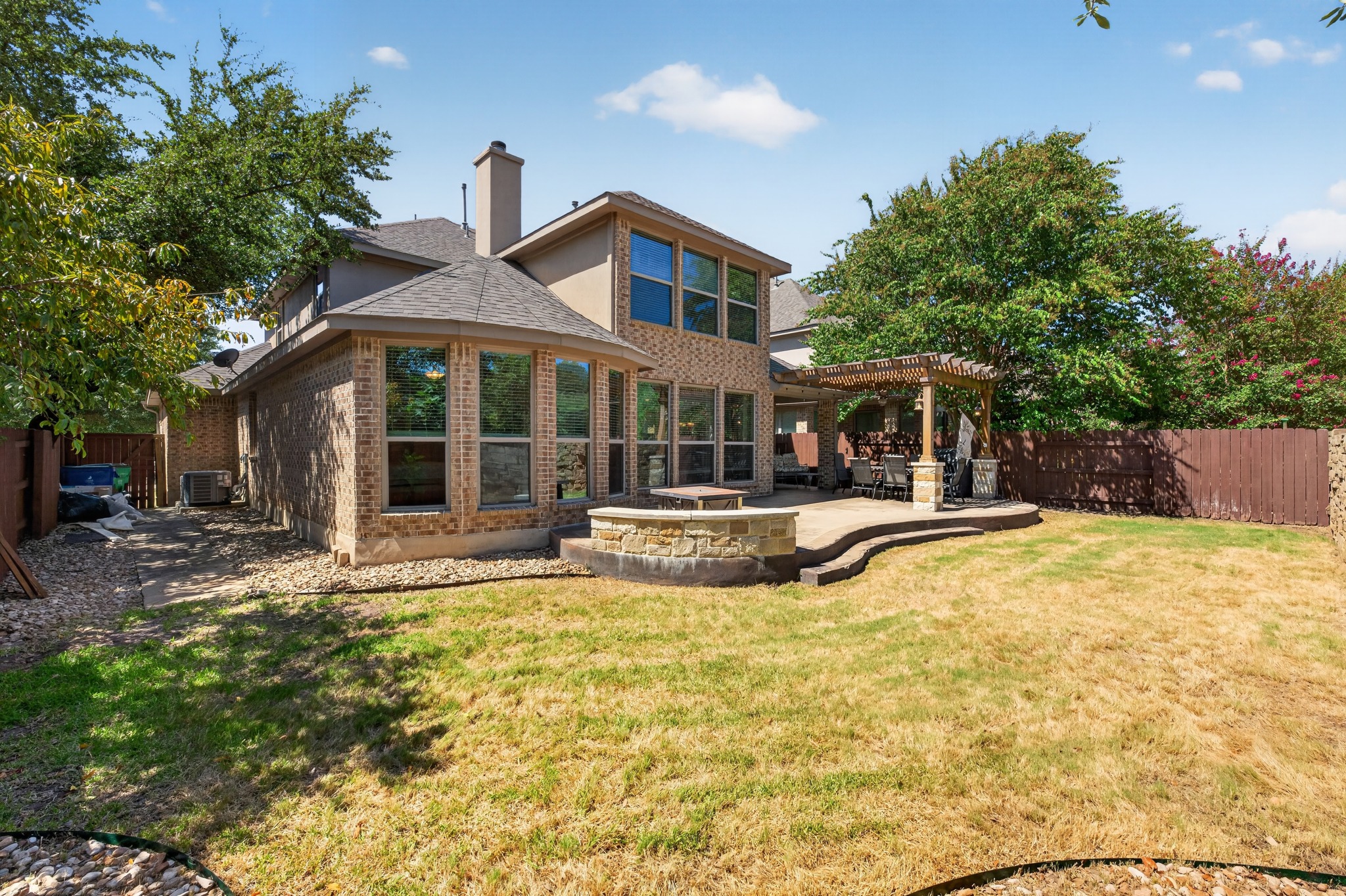 main property photo 31