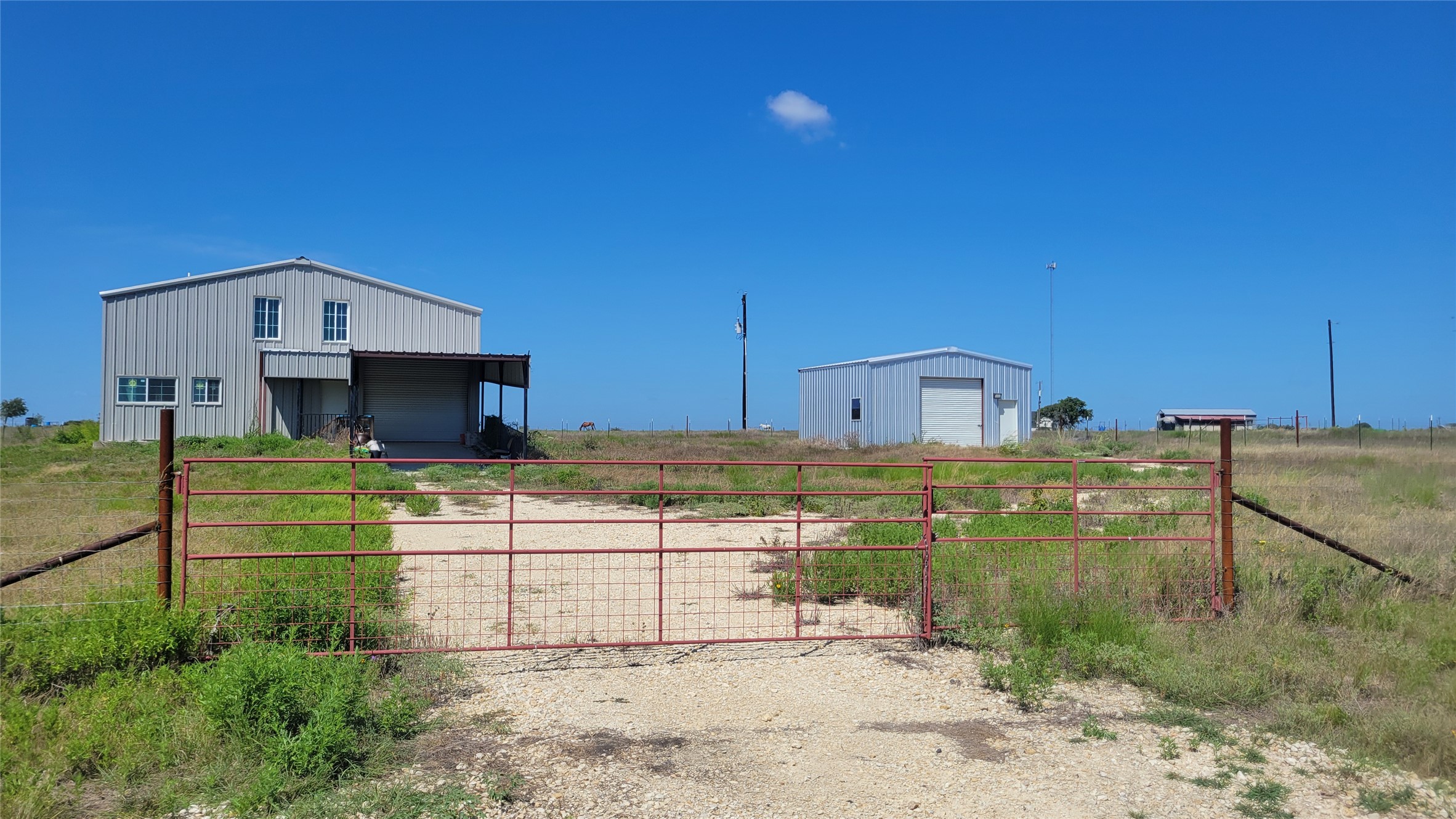 main property photo 9