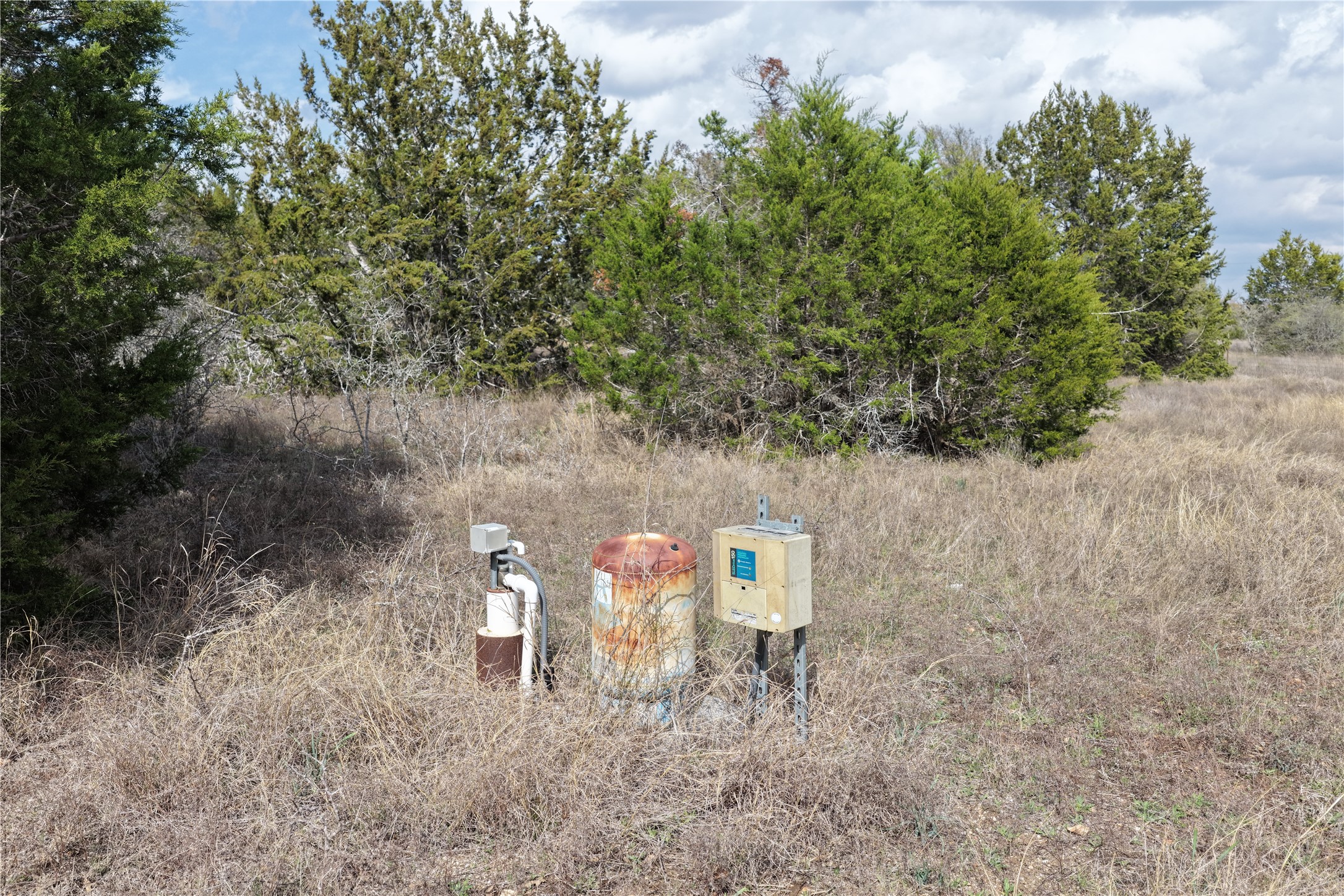 main property photo 13