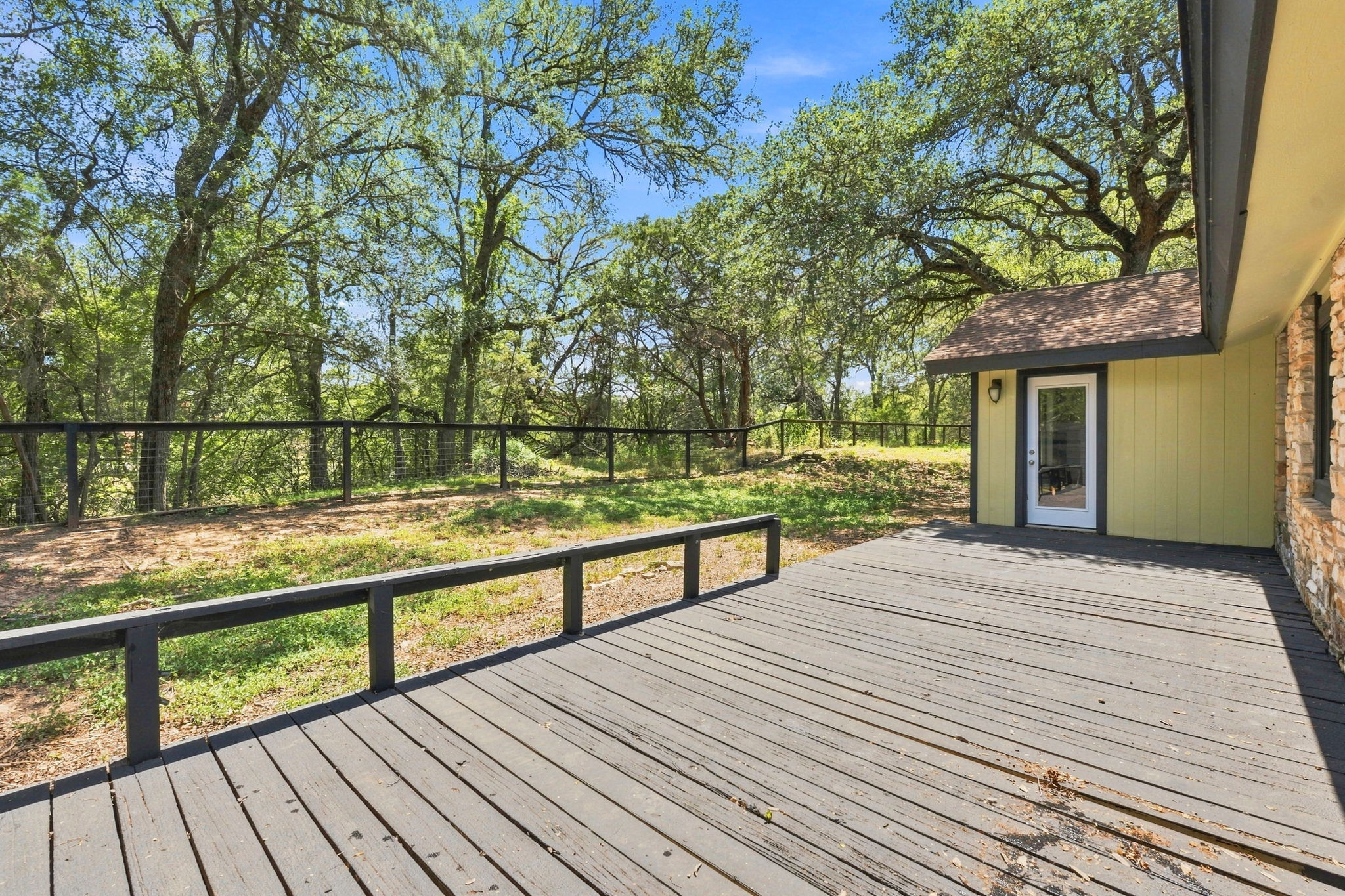 main property photo 24