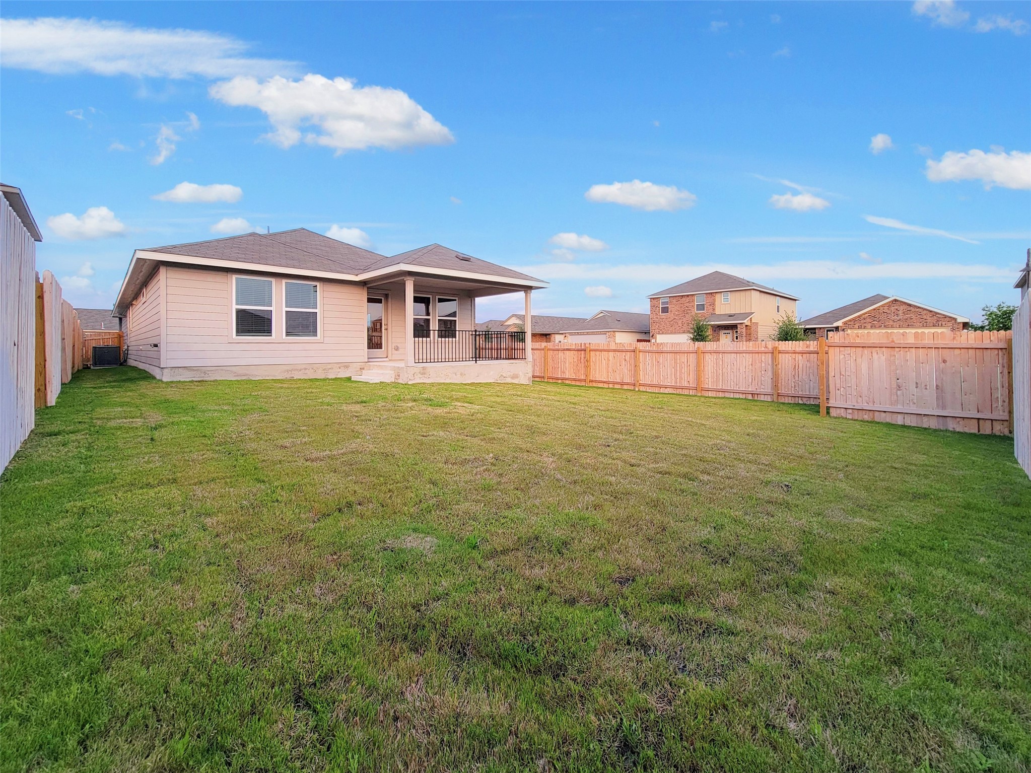 main property photo 23