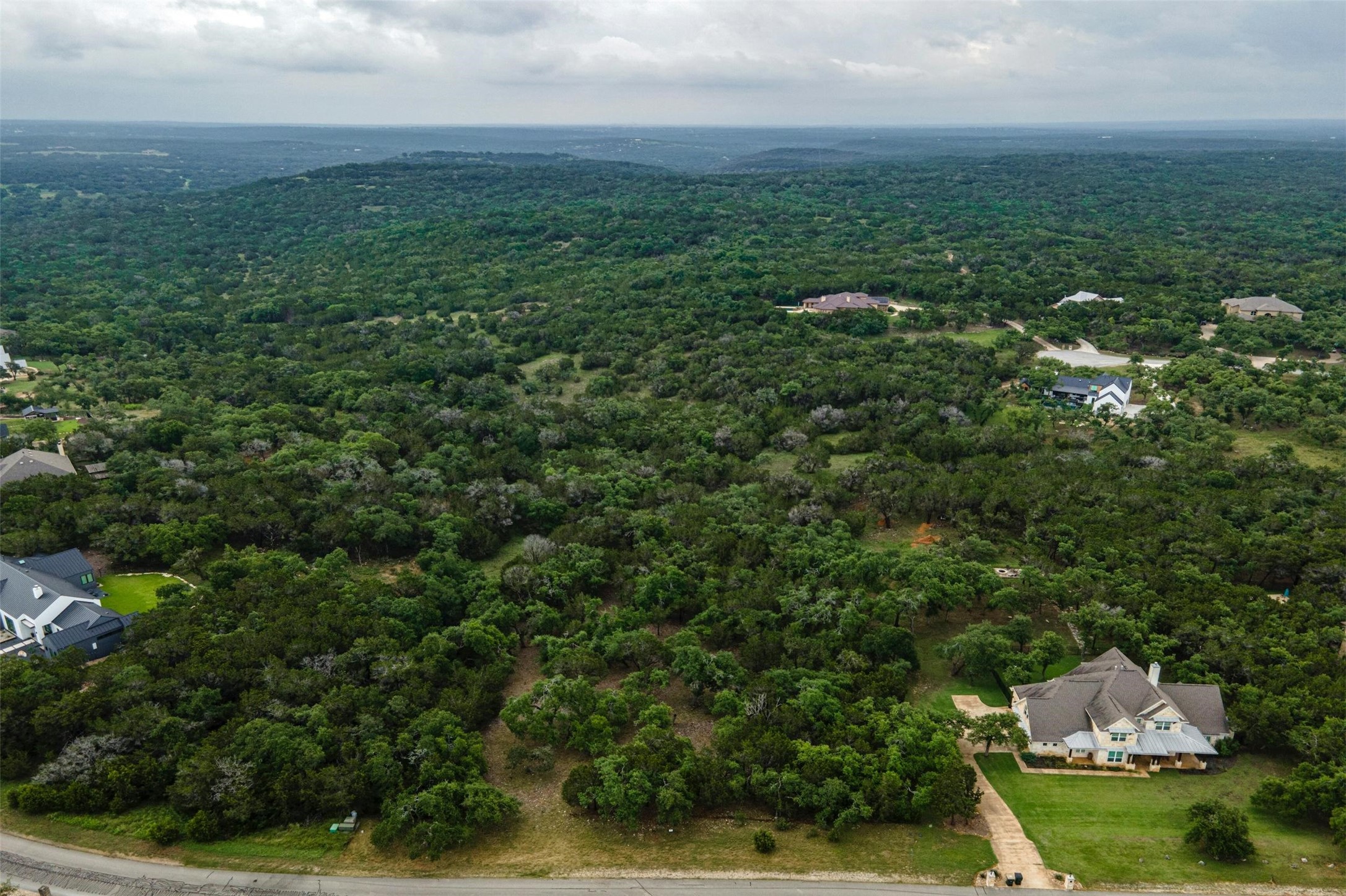 main property photo 36