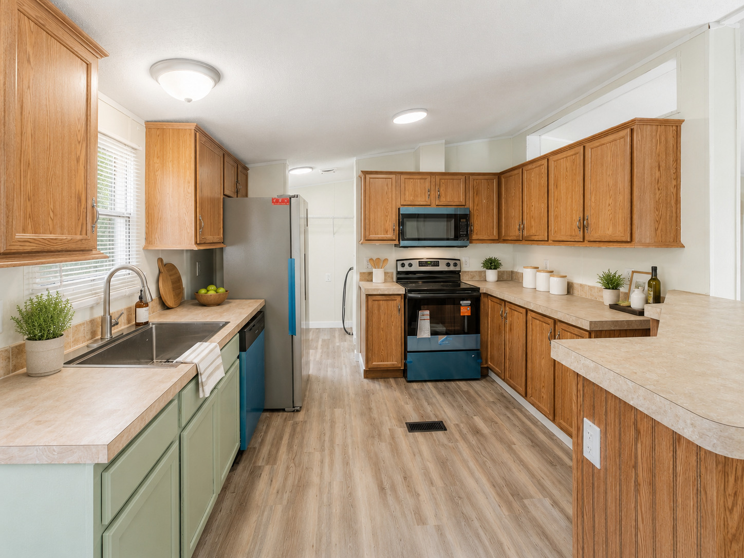 main property photo 6