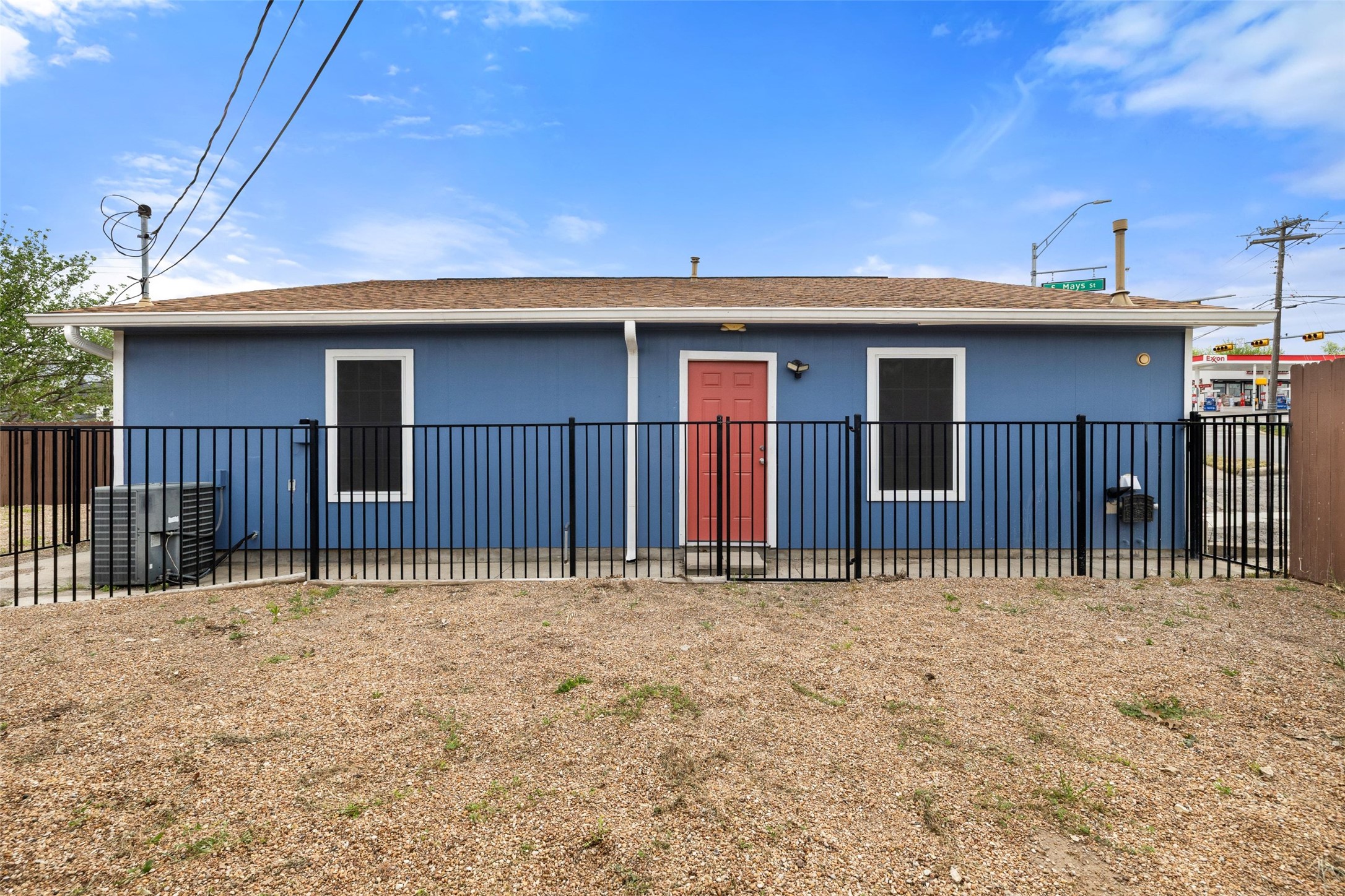 main property photo 31