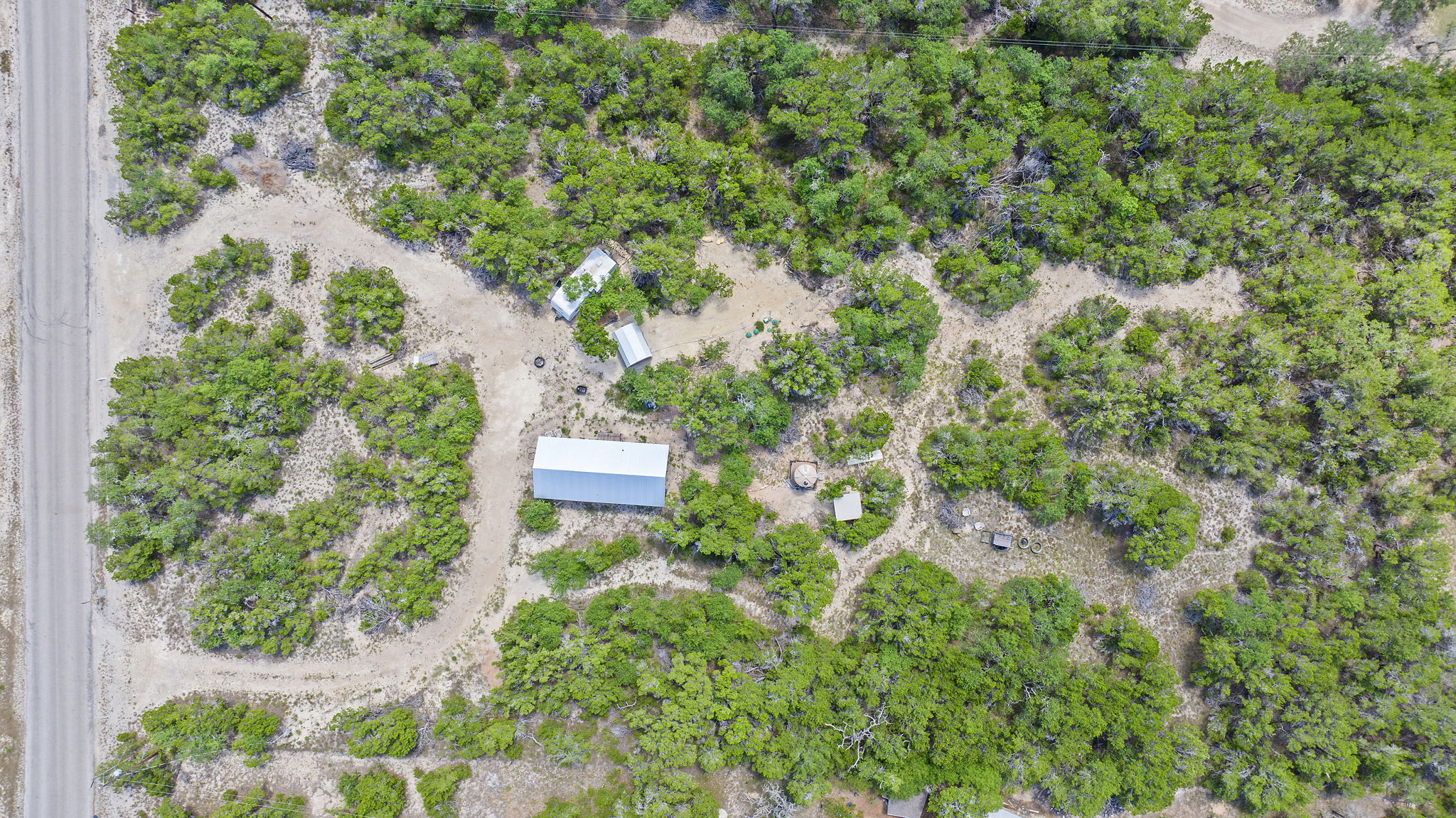 main property photo 32