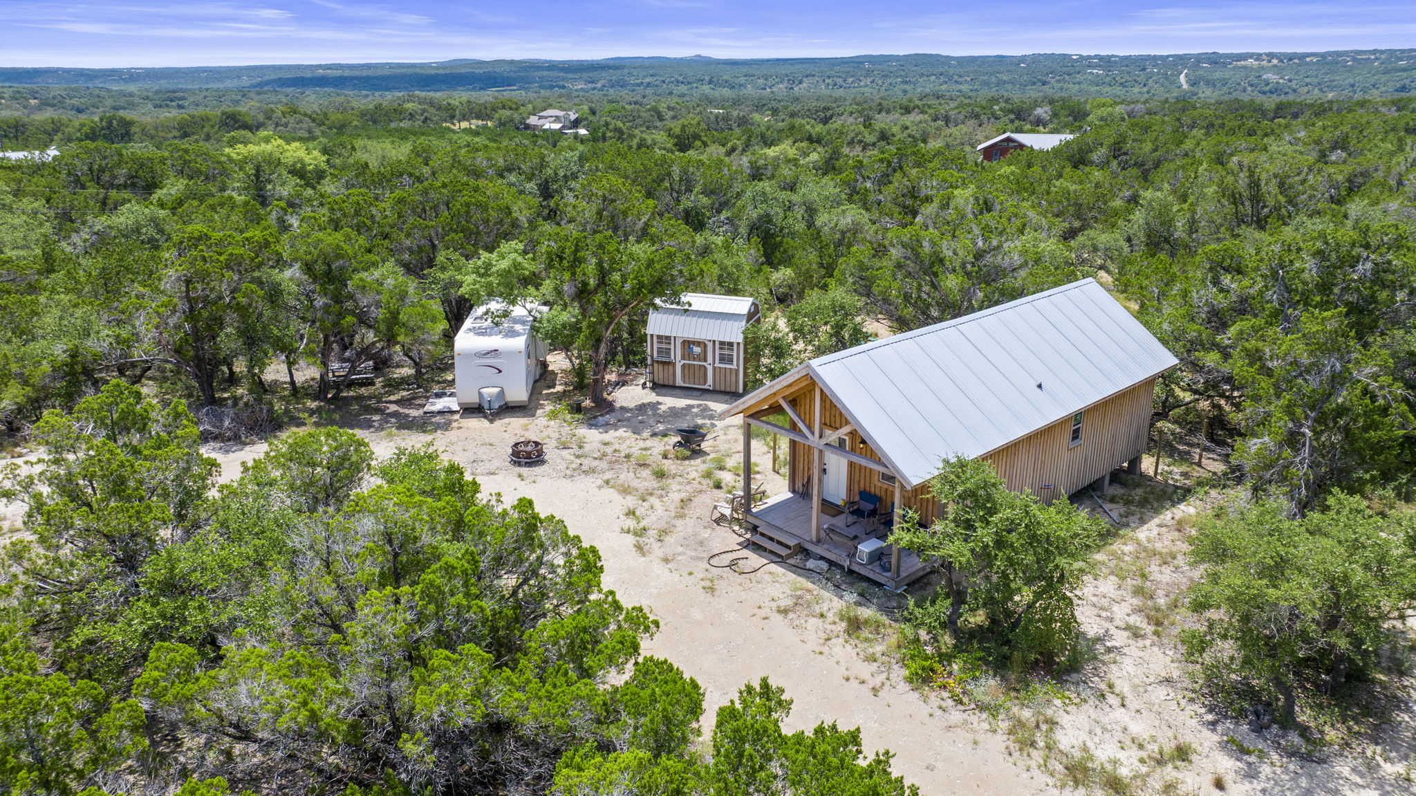 main property photo 33