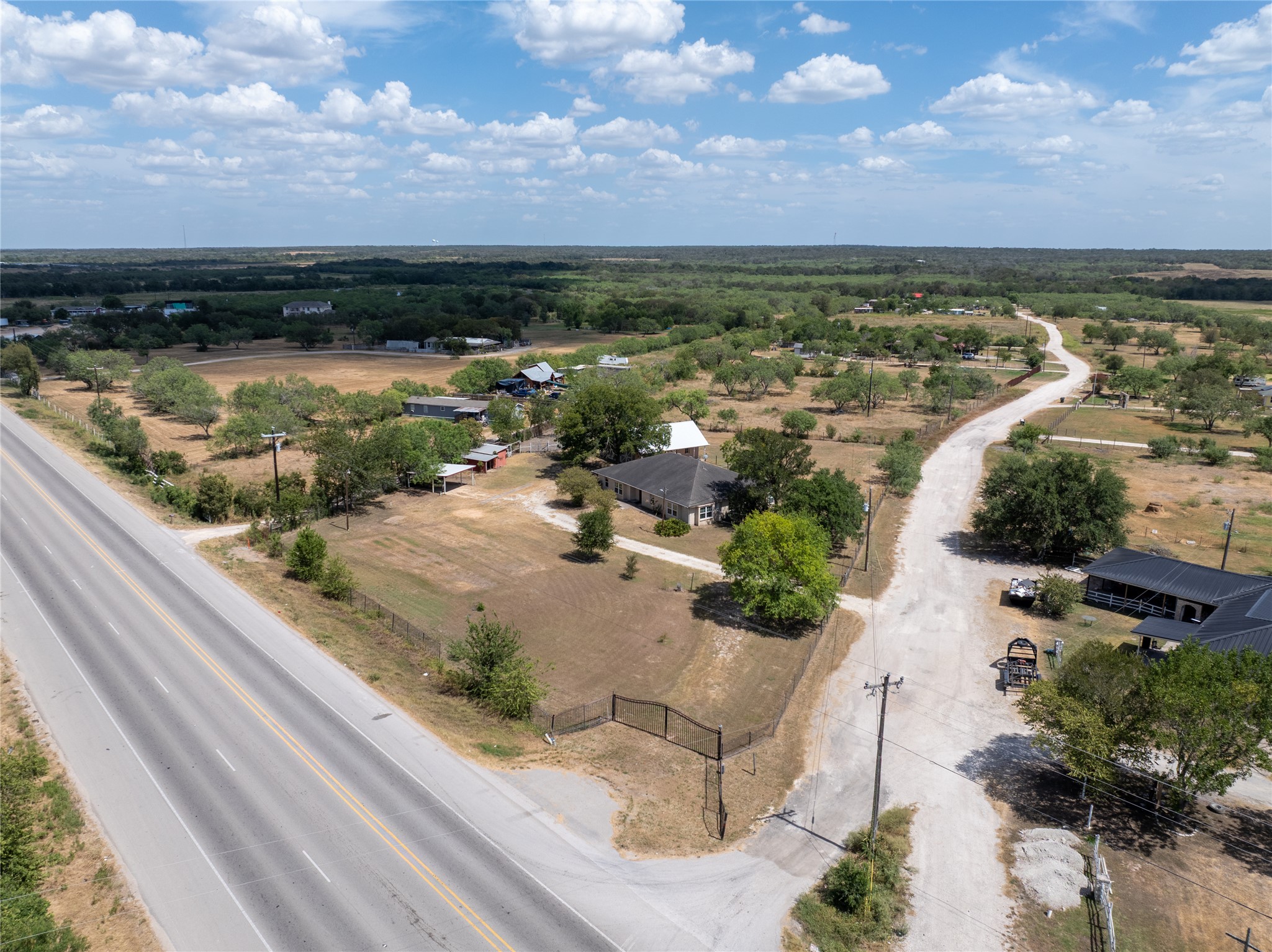 main property photo 37