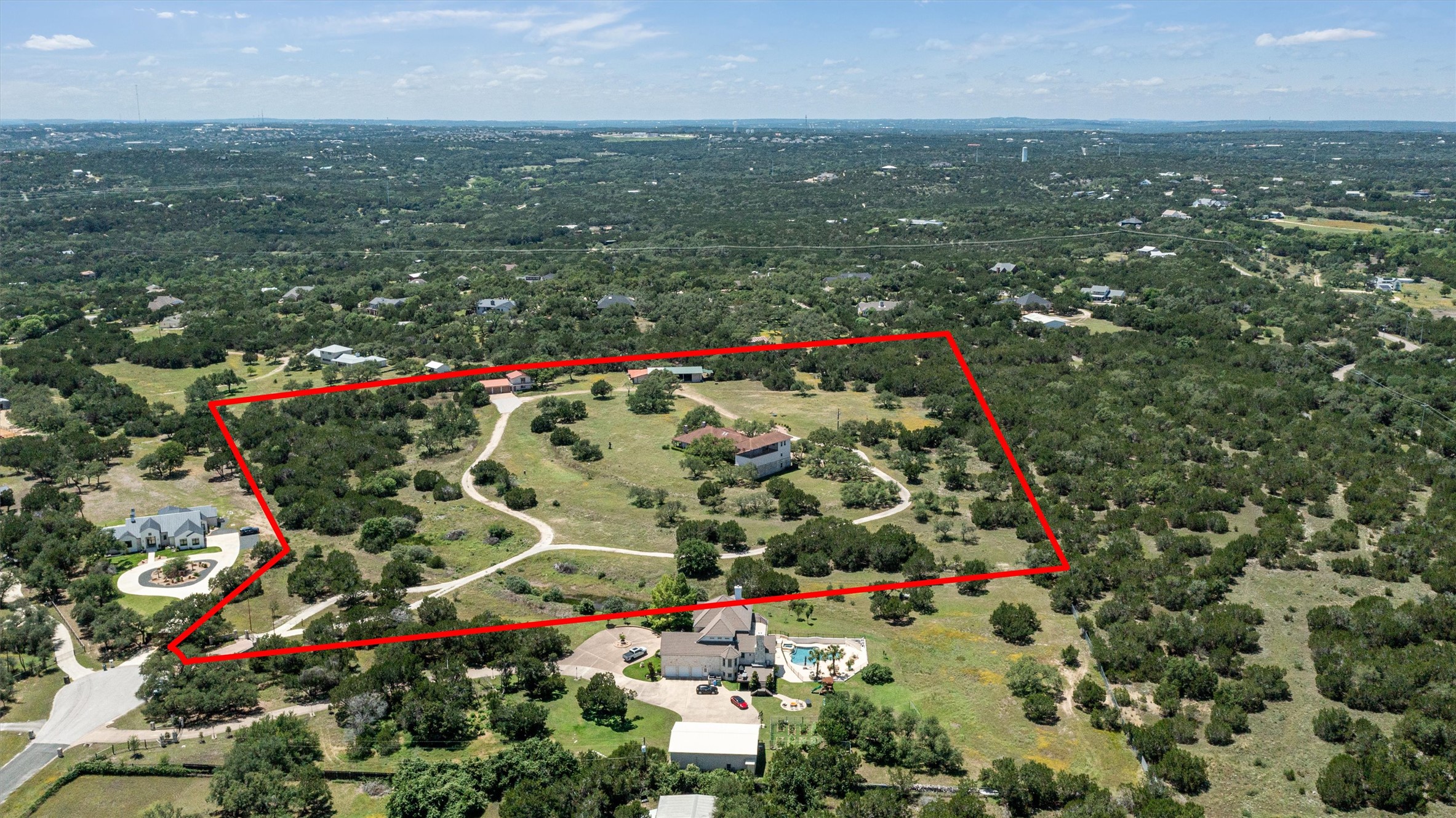 main property photo 3