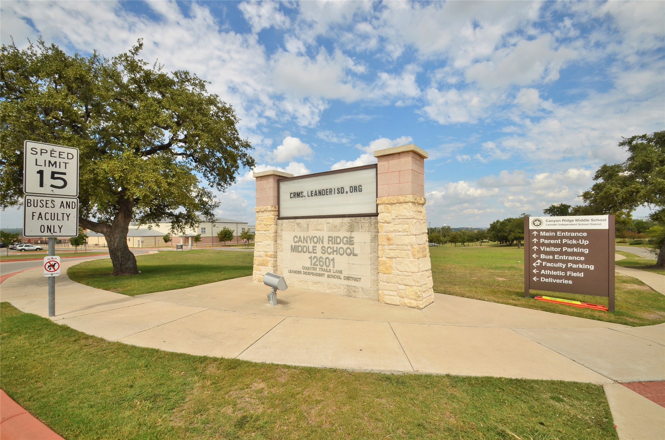 main property photo 23