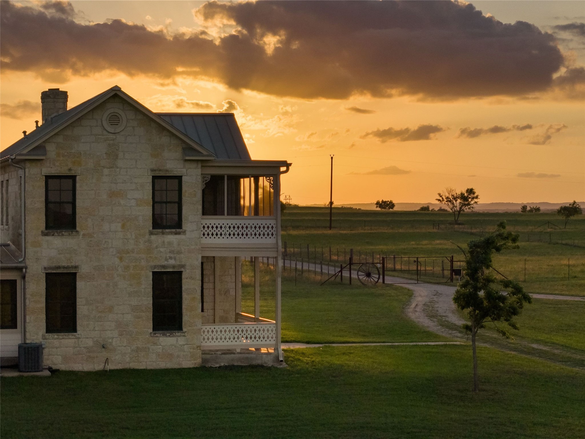 main property photo 39