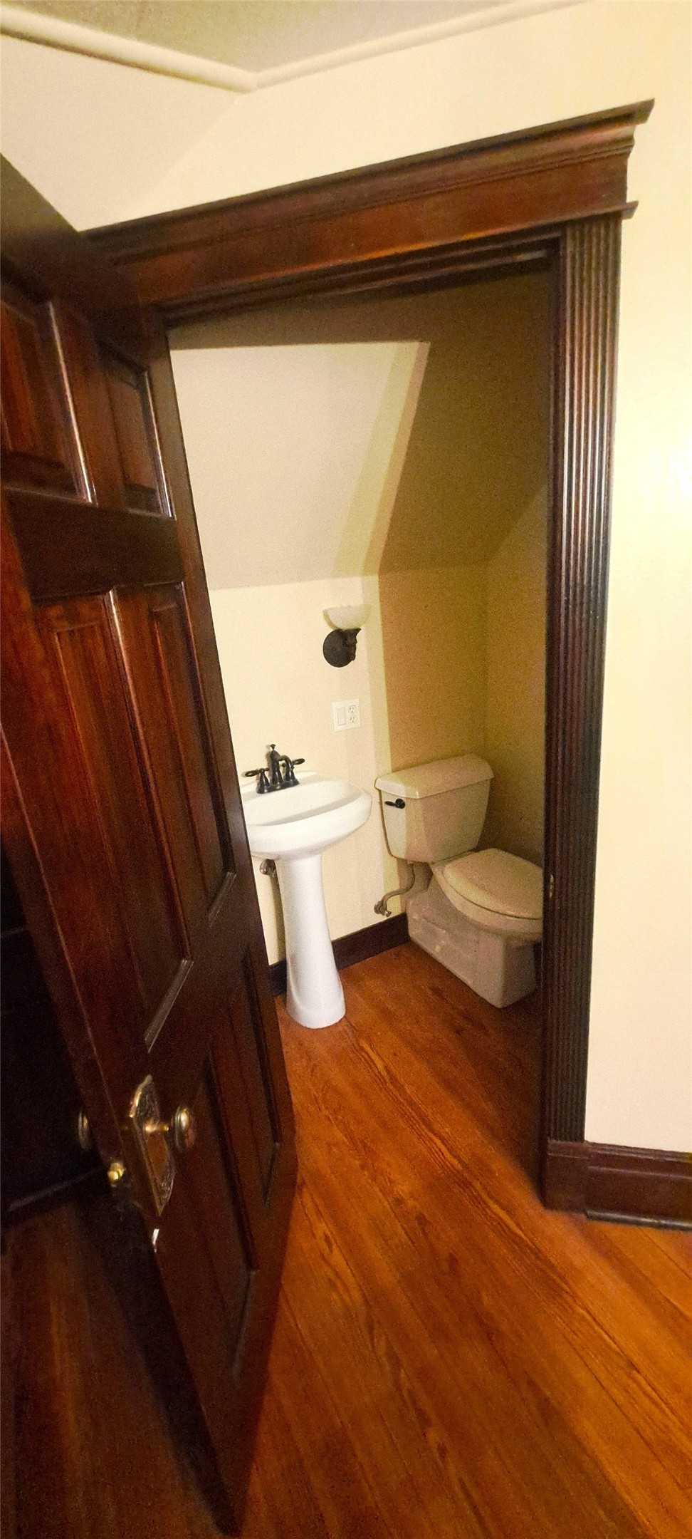 main property photo 8