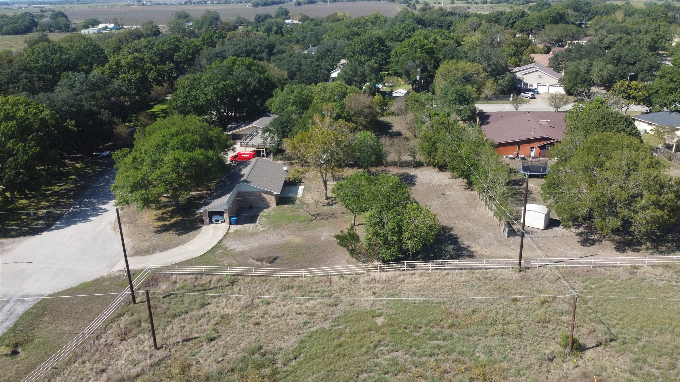 main property photo 23