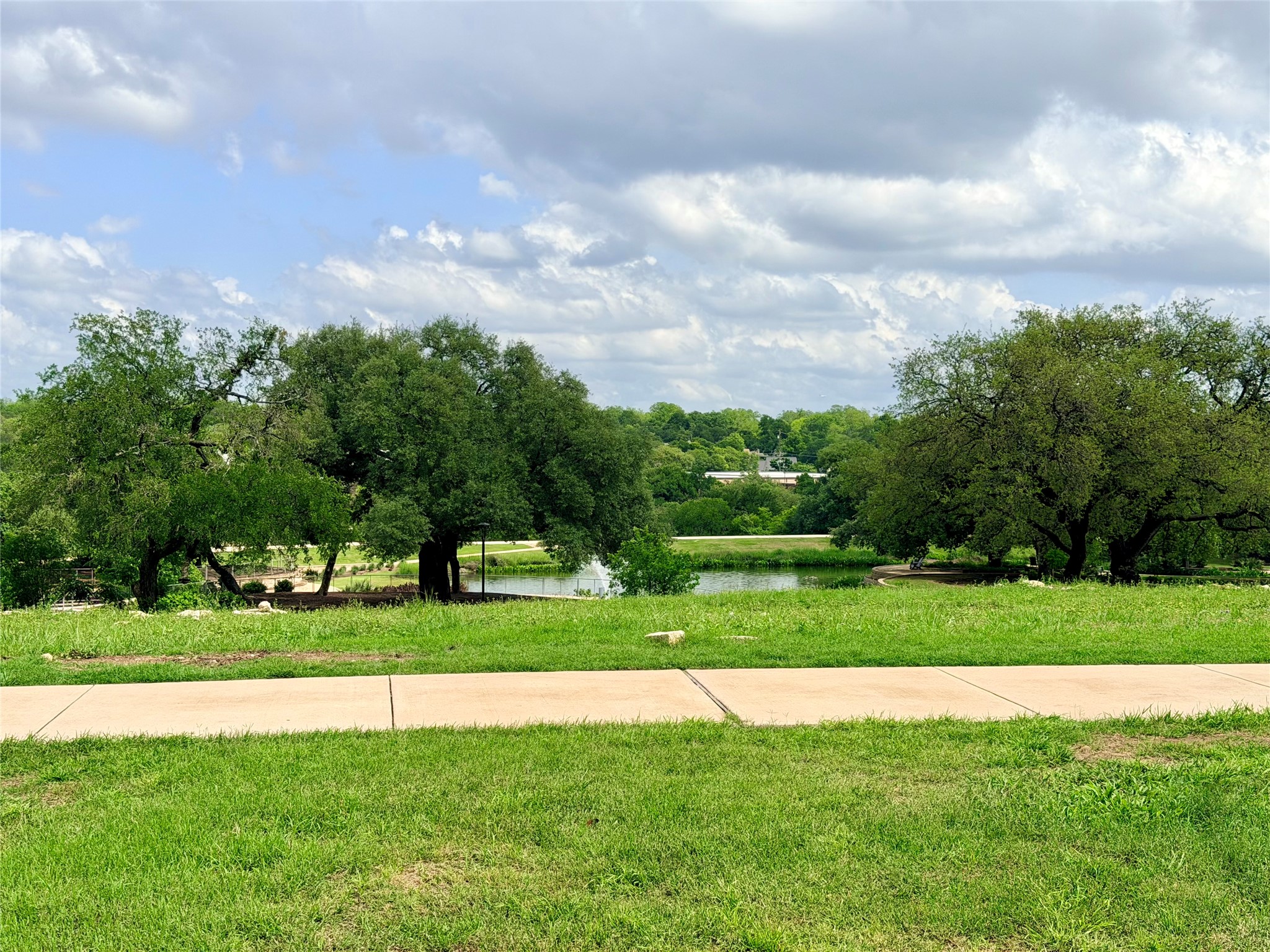 main property photo 21
