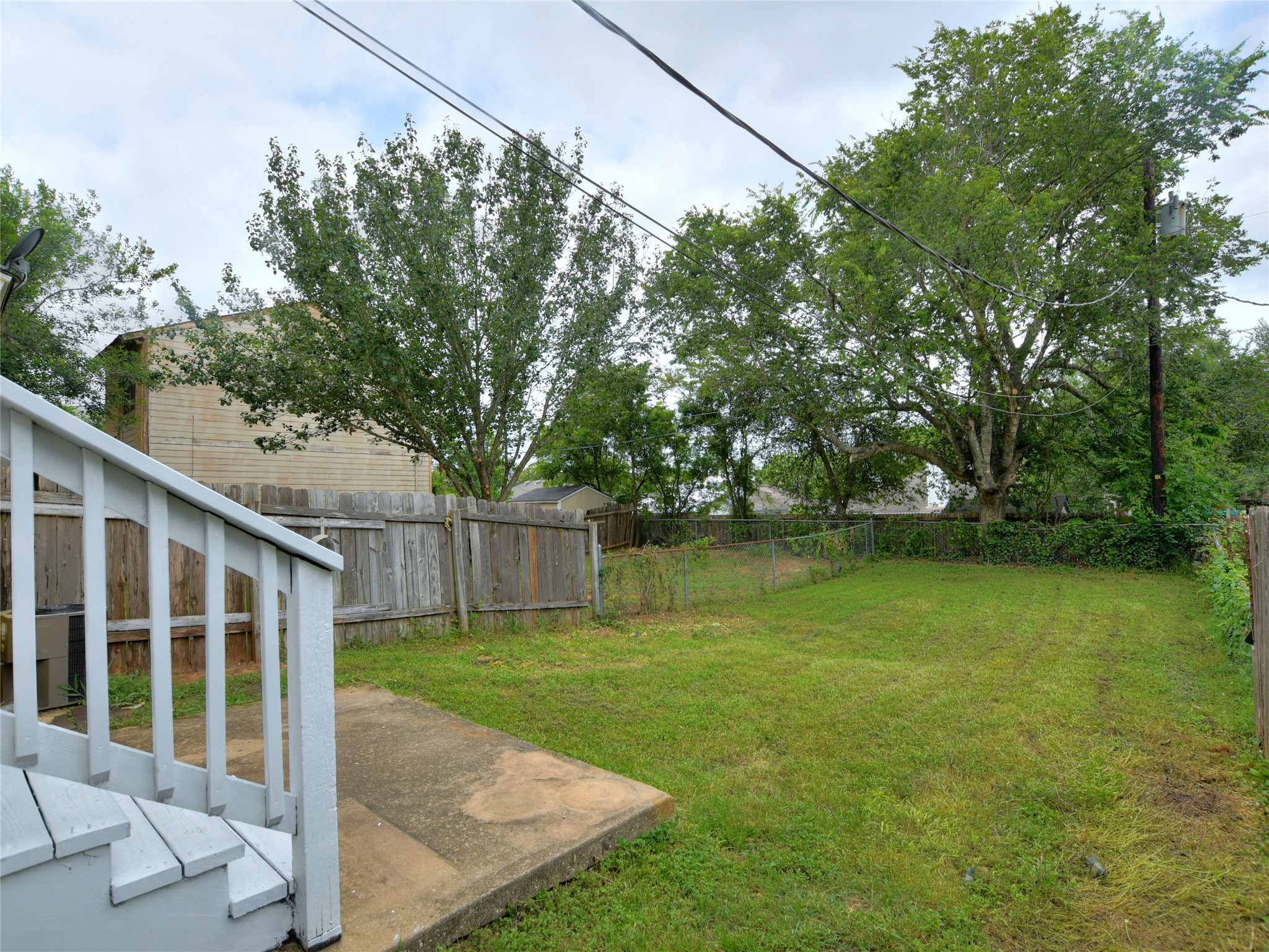 main property photo 15