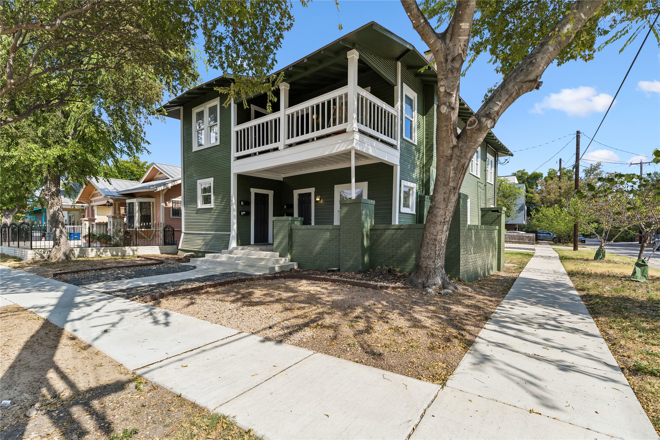 main property photo 27