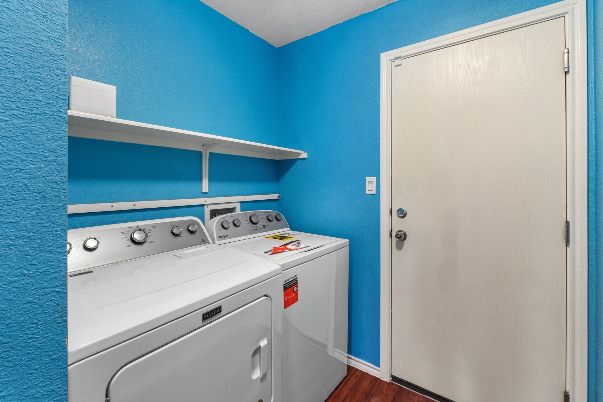 main property photo 23