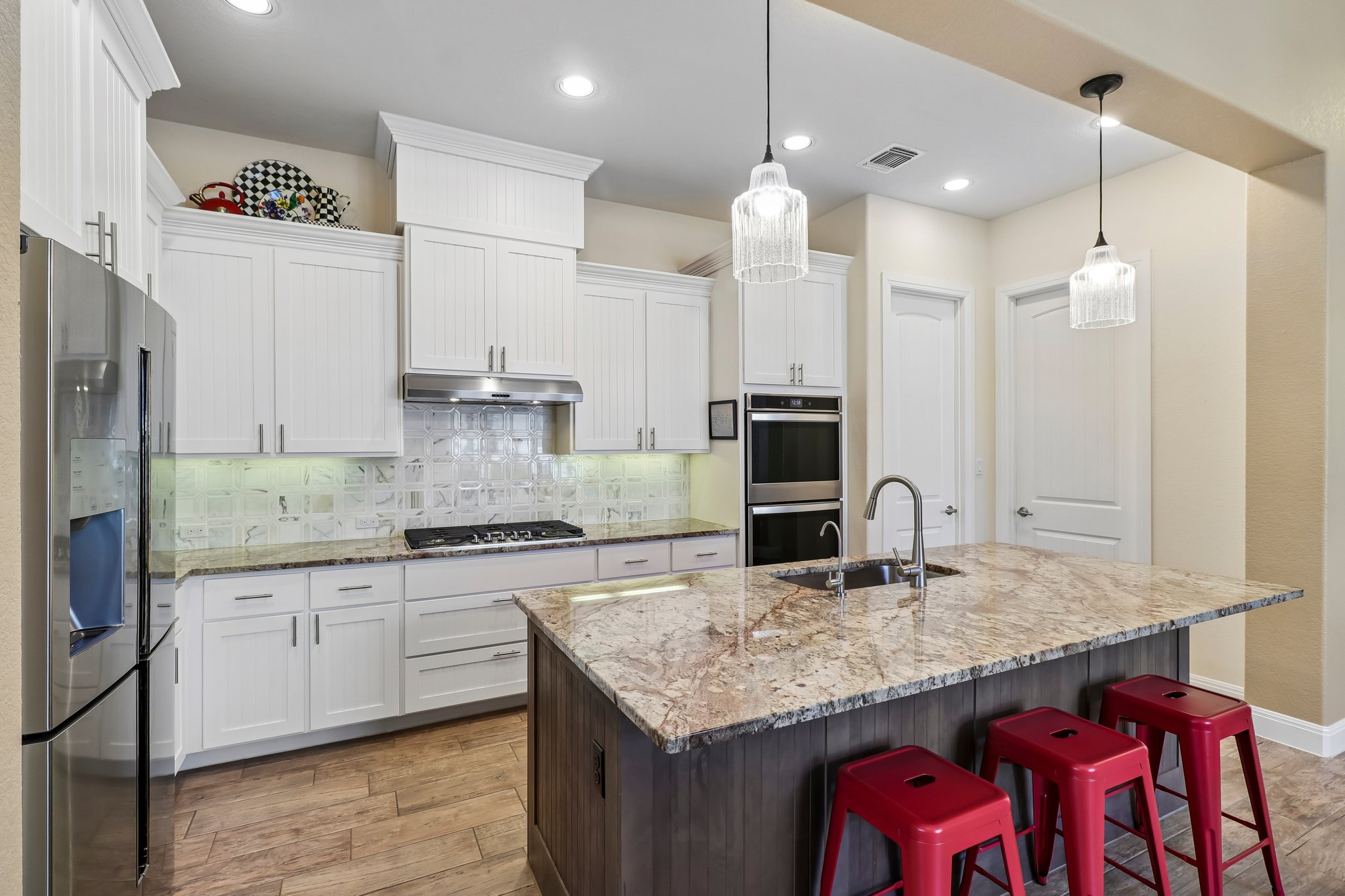 main property photo 15