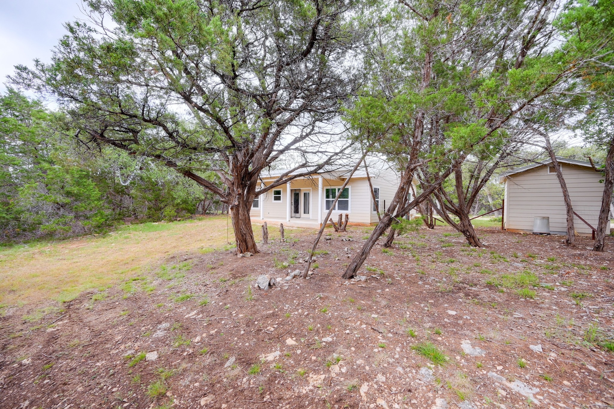main property photo 25